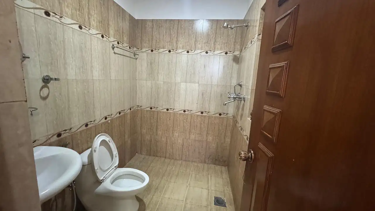 Flat Rent Kalopul-Ratopul Area Image 10