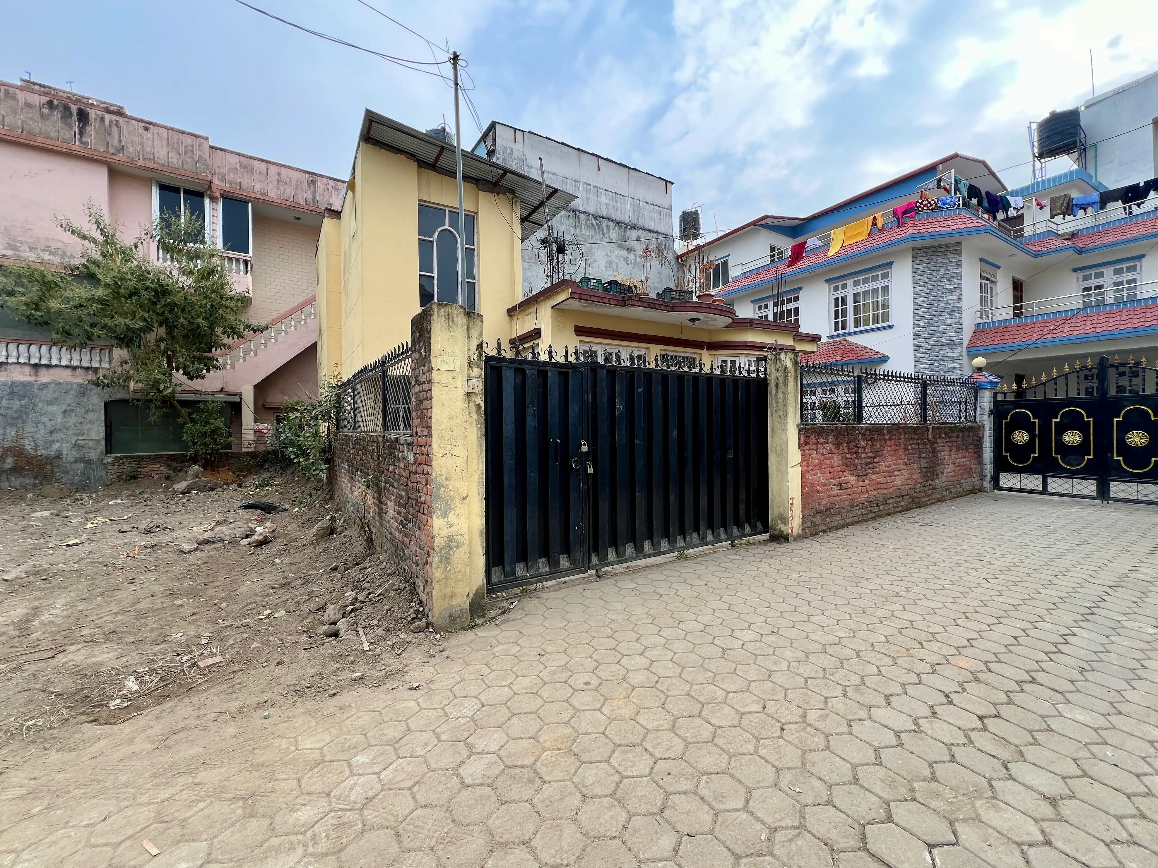 Residental Bungalow House on sell At Baluwatar, Lalitpur Image 2