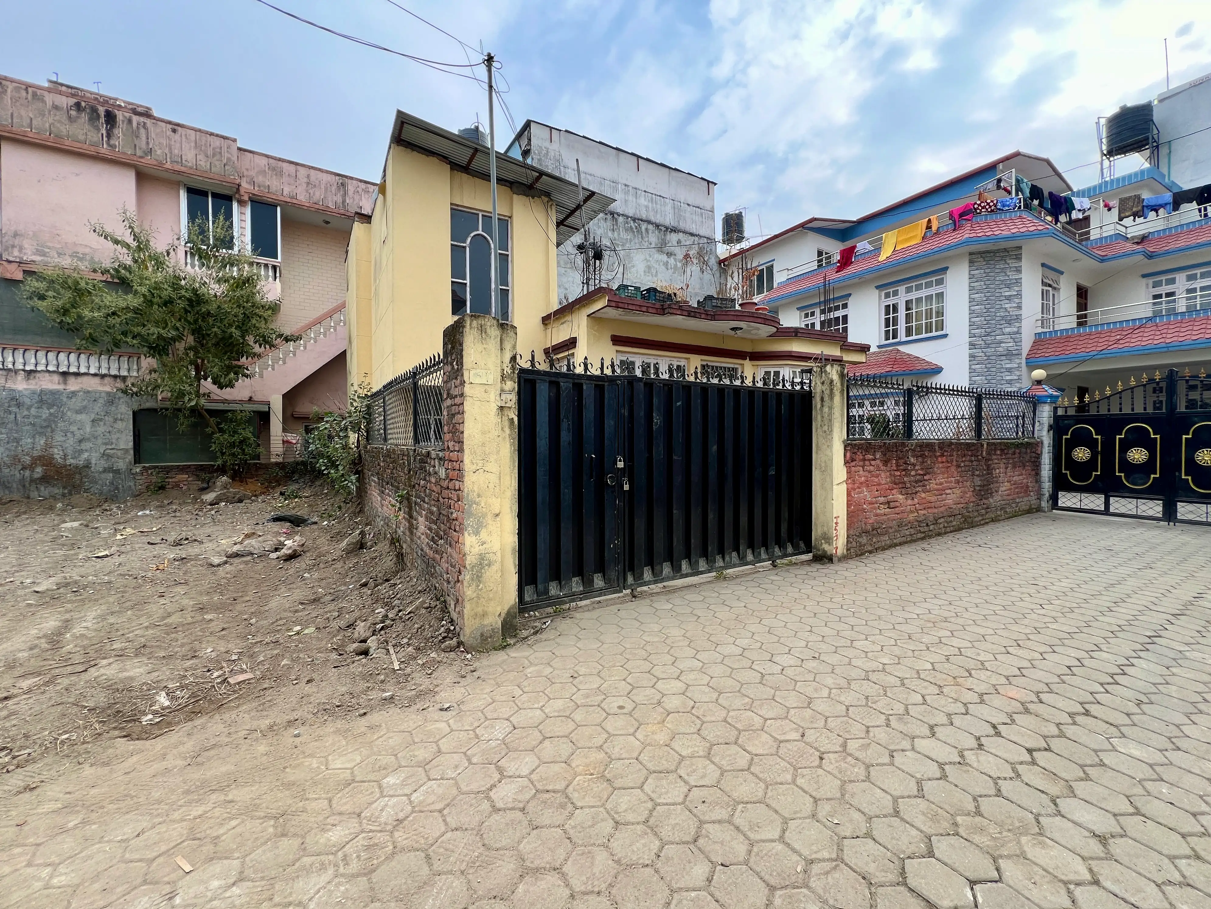 Residental Bungalow House on sell At Baluwatar, Lalitpur Image 1