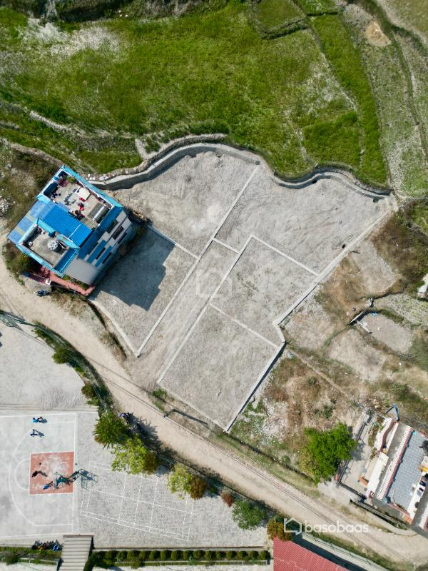 Residental land on sale at Budhanilkantha : Land for Sale in Budhanilkantha, Kathmandu Image 3
