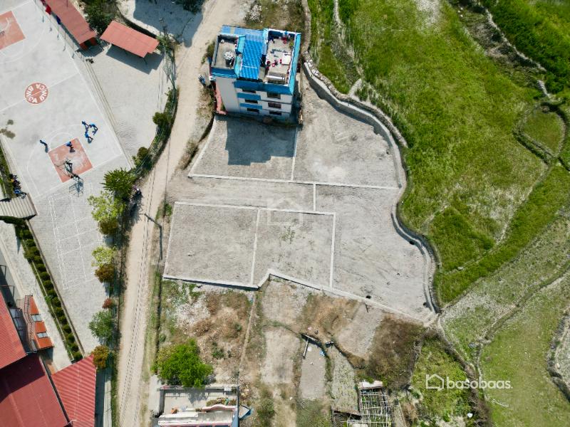 Residental land on sale at Budhanilkantha : Land for Sale in Budhanilkantha, Kathmandu Image 7