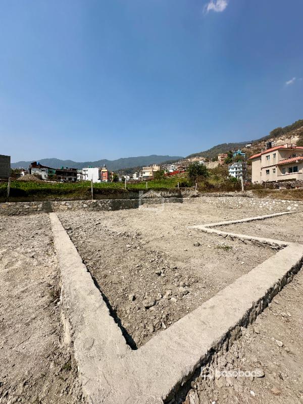 Residental land on sale at Budhanilkantha : Land for Sale in Budhanilkantha, Kathmandu Image 5