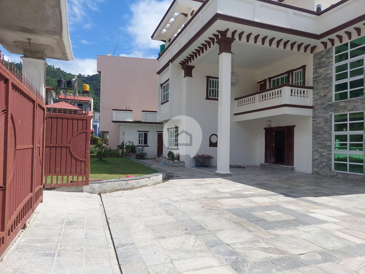 Residential Bungalow For Sale : House for Sale in Budhanilkantha, Kathmandu Image 2