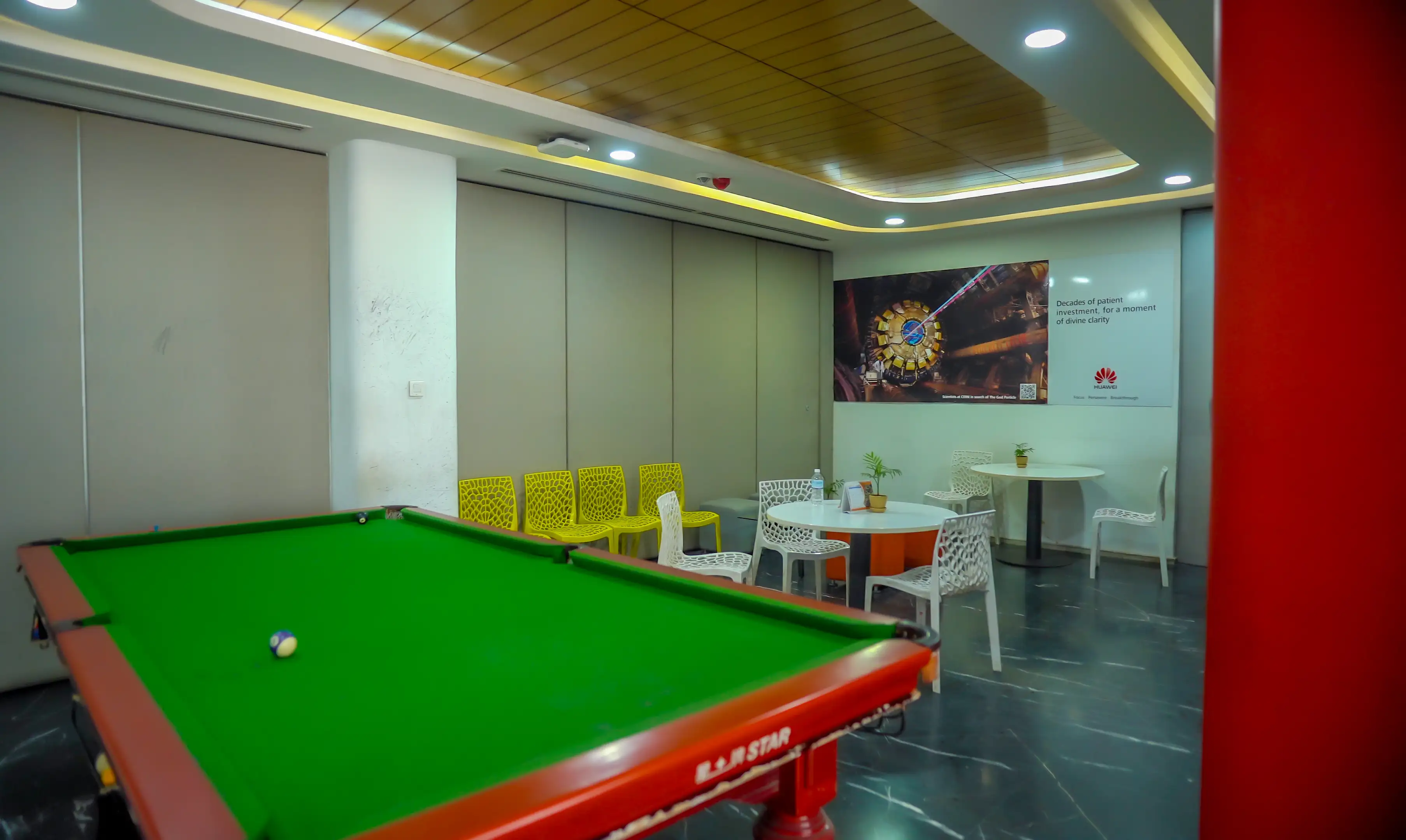 Office space on rent Image 1