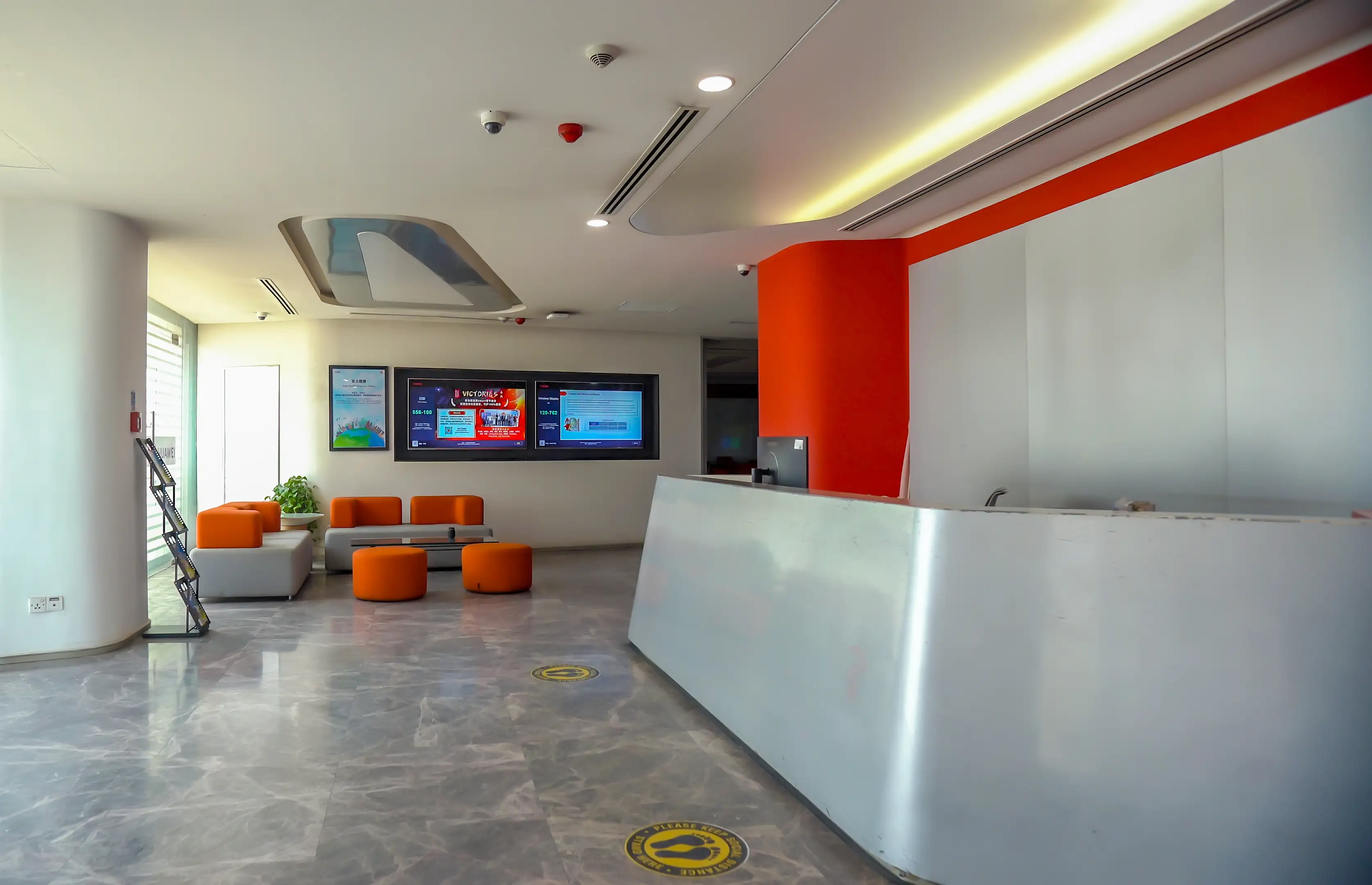 Office space on rent Image 2