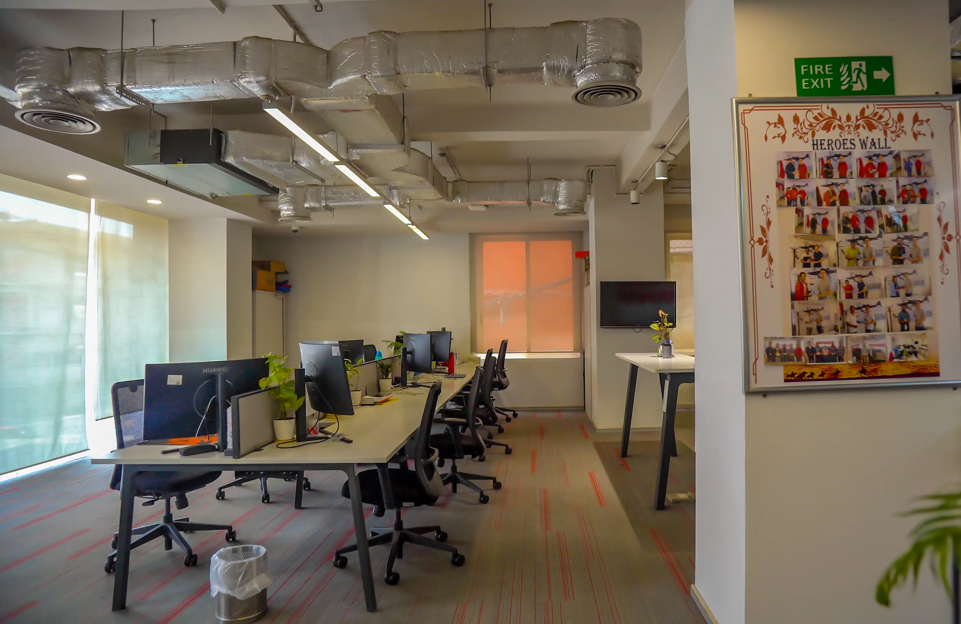 Office space on rent Image 7
