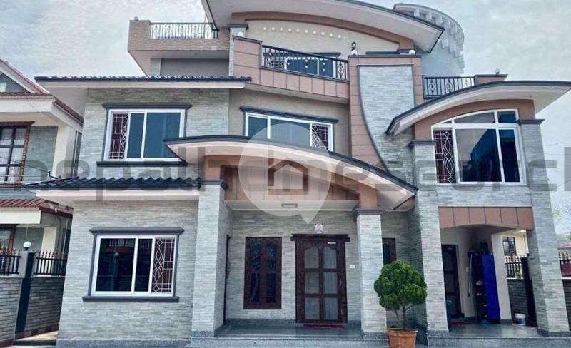 A Luxury Bungalow For Sale At Nayagaun-15 Pokhara : House for Sale in Pokhara, Pokhara Image 1