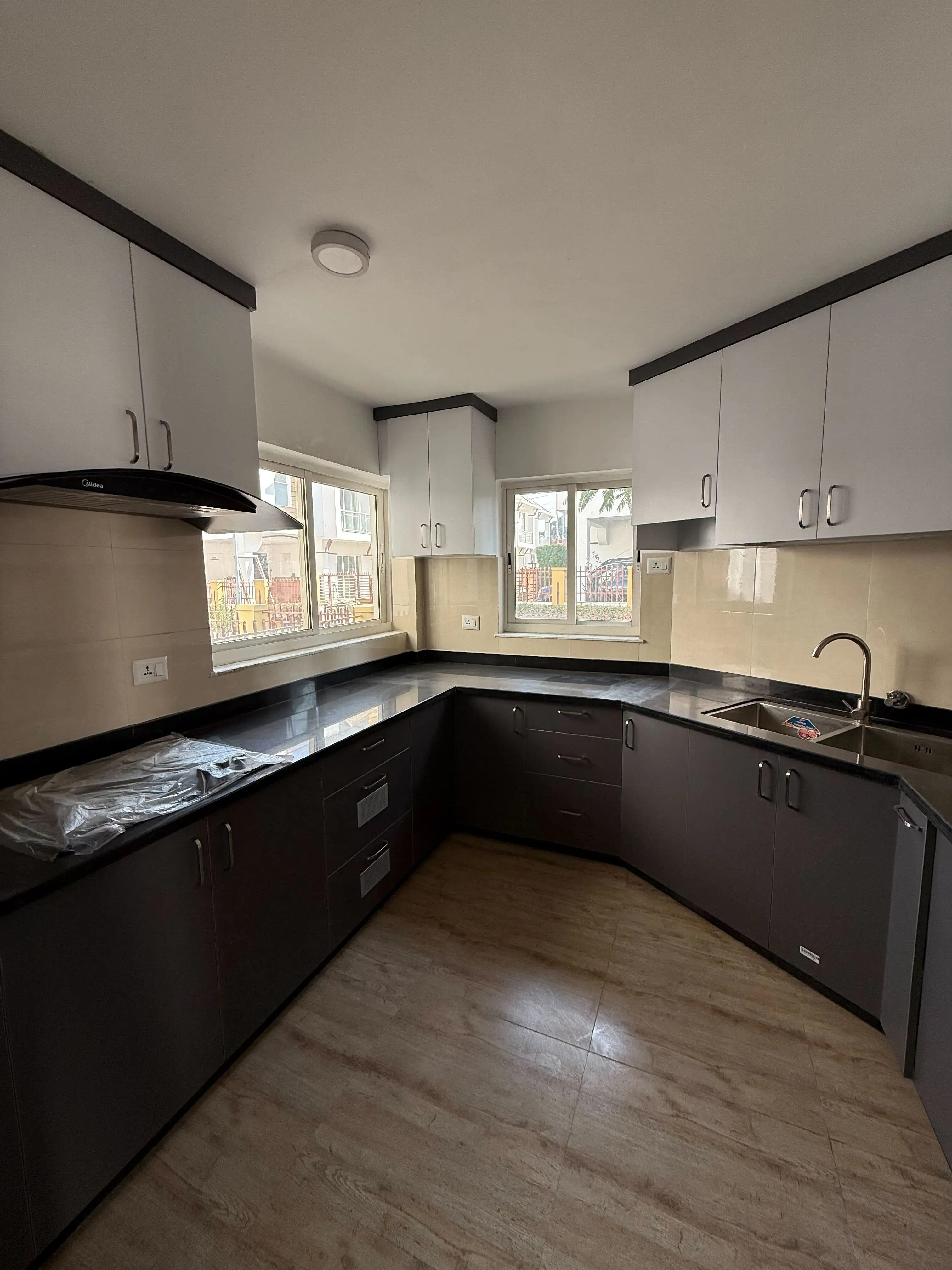 House For Sale Image 2