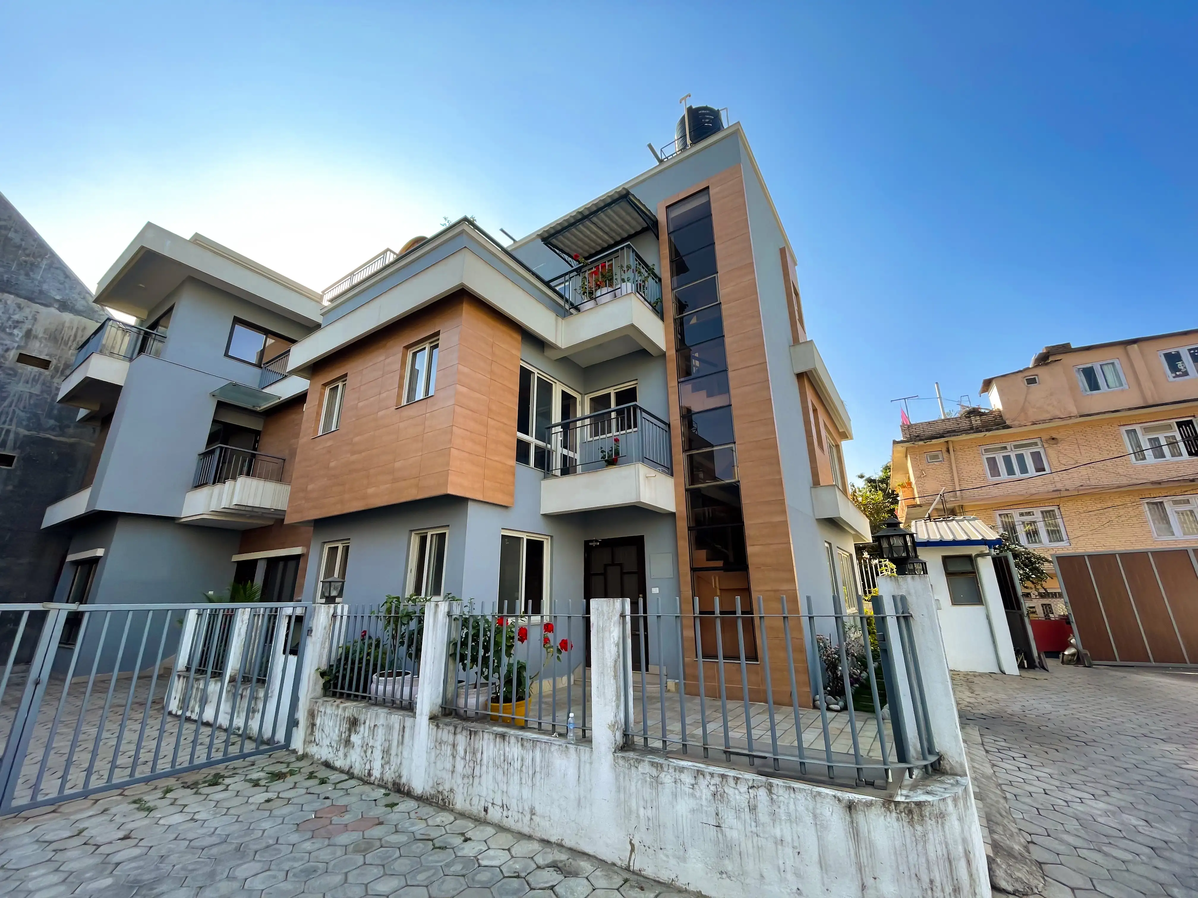 Residential House On Rent Image 4