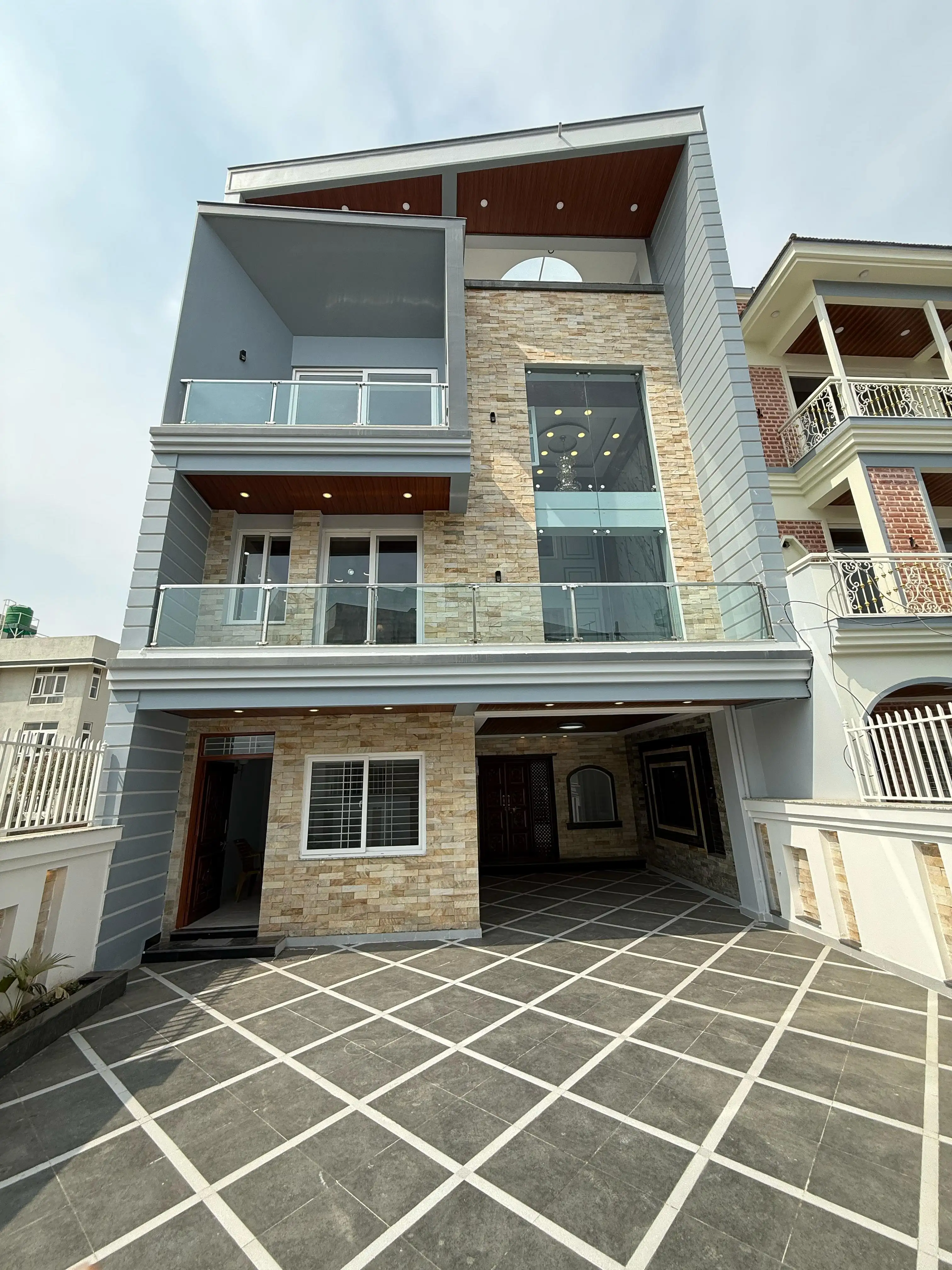 House for sale at imadol Thumbnail
