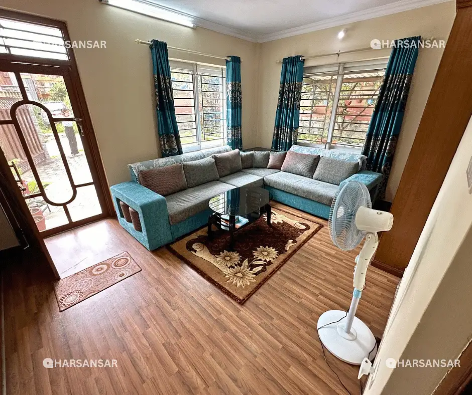 Residential House On Sale Image 11