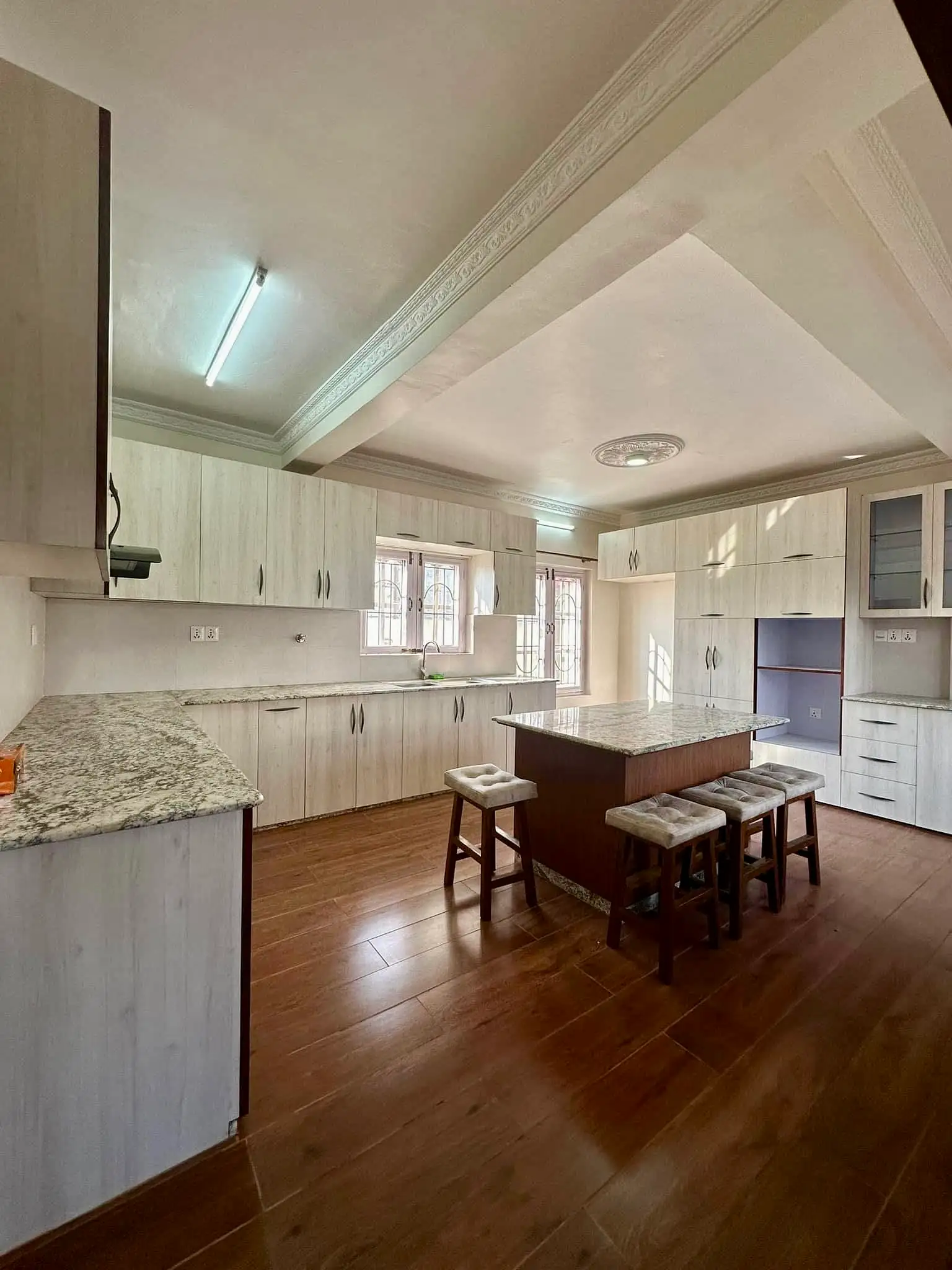 Residental Bungalow on sale at Rudreshwor Image 6