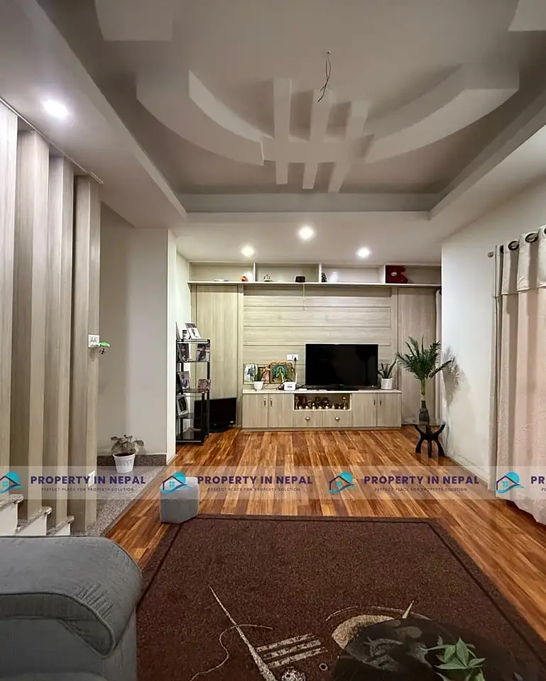 Residential House On Sale Image 4