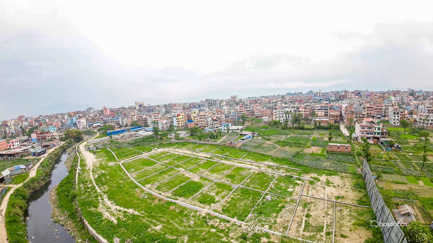 Kausaltar Plotting : Land for Sale in Kausaltar, Bhaktapur Image 4