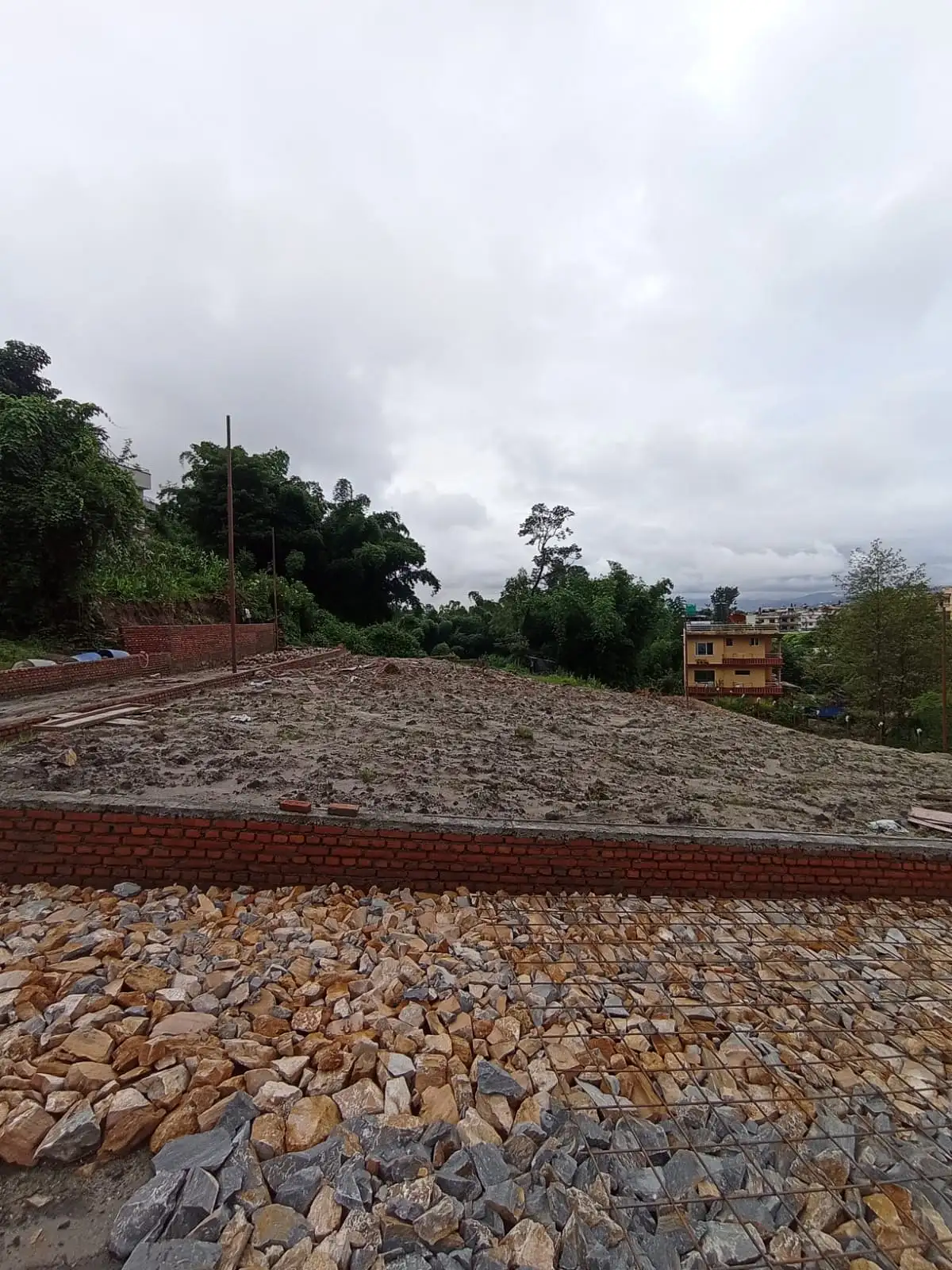 land on sale at budhanilkantha Thumbnail
