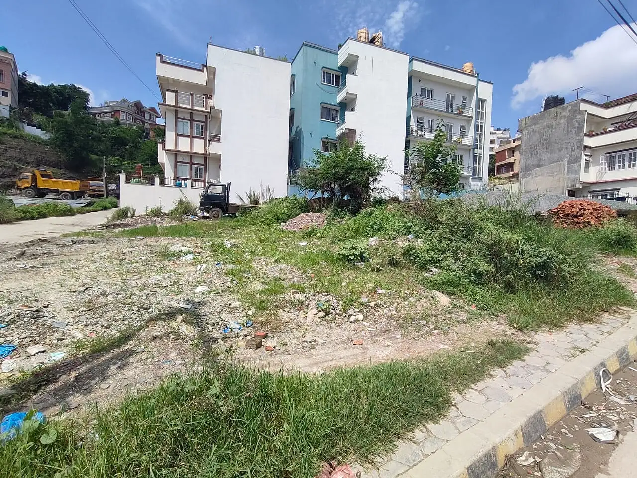 Residential Land On Sale Image 1