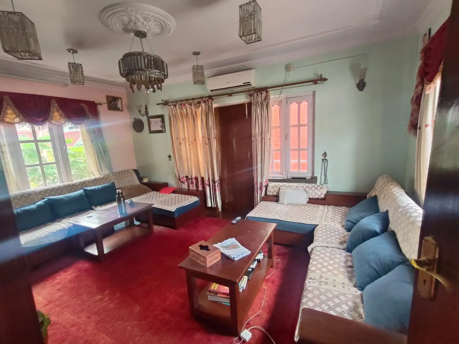 Residential house on rent Image 5