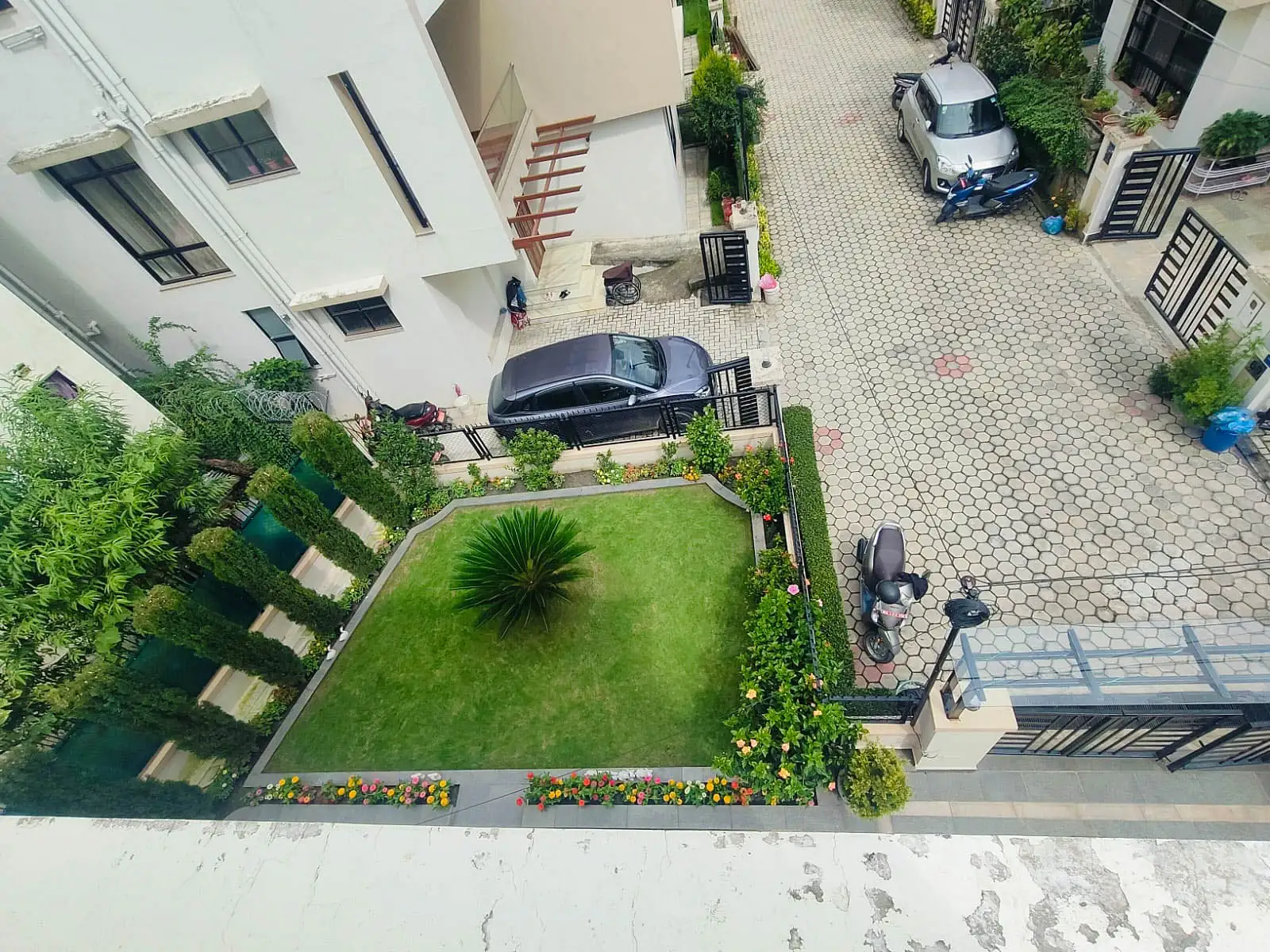 Hattiban Housing Image 5
