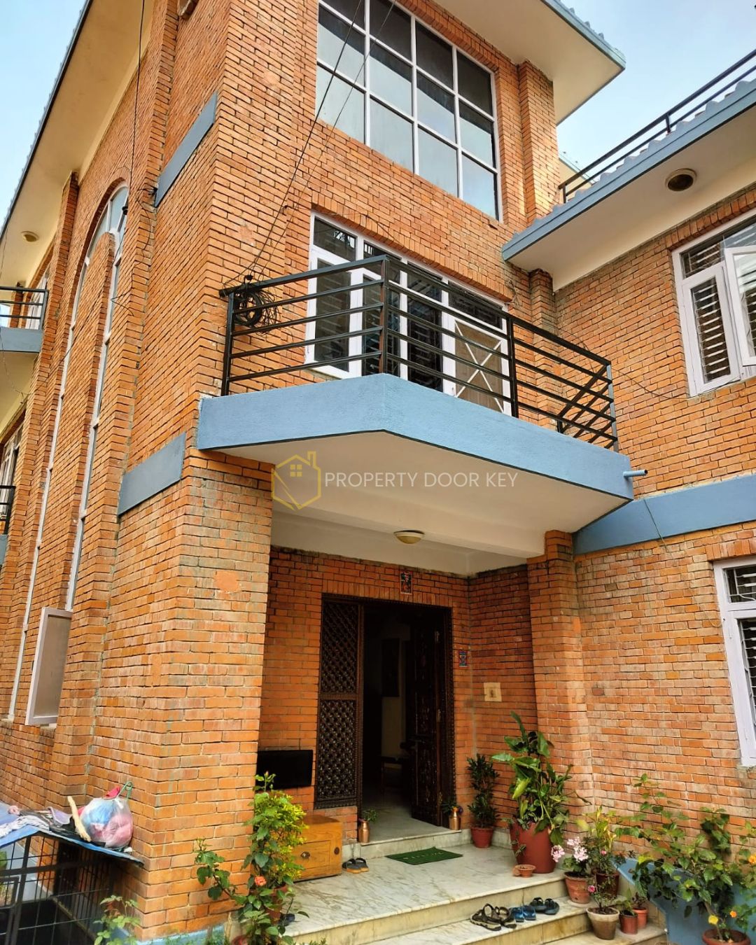House for Sale – Sinamangal Image 2