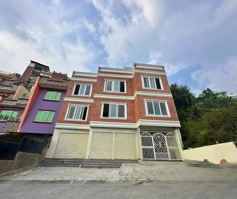 Semi Commercial House On Sale Thumbnail