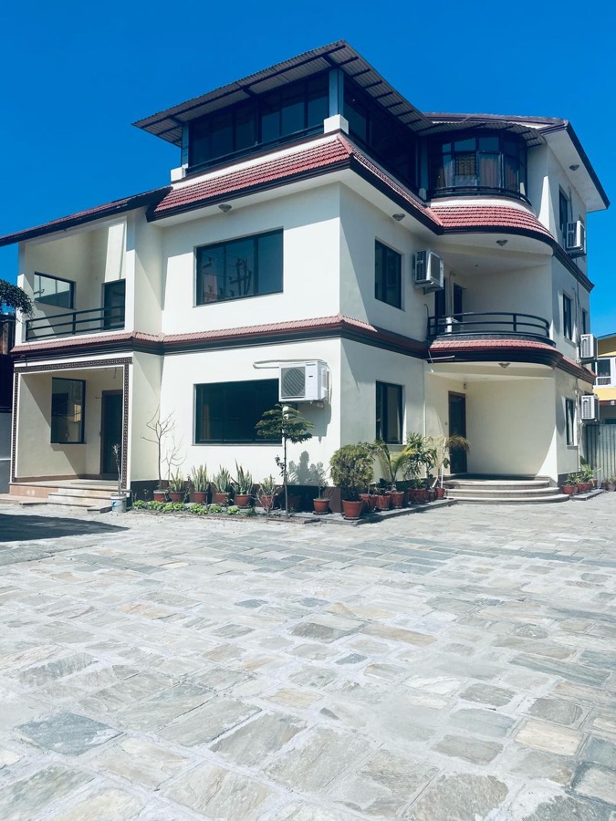 House for office / Recidence at Maharajgunj  Image 1