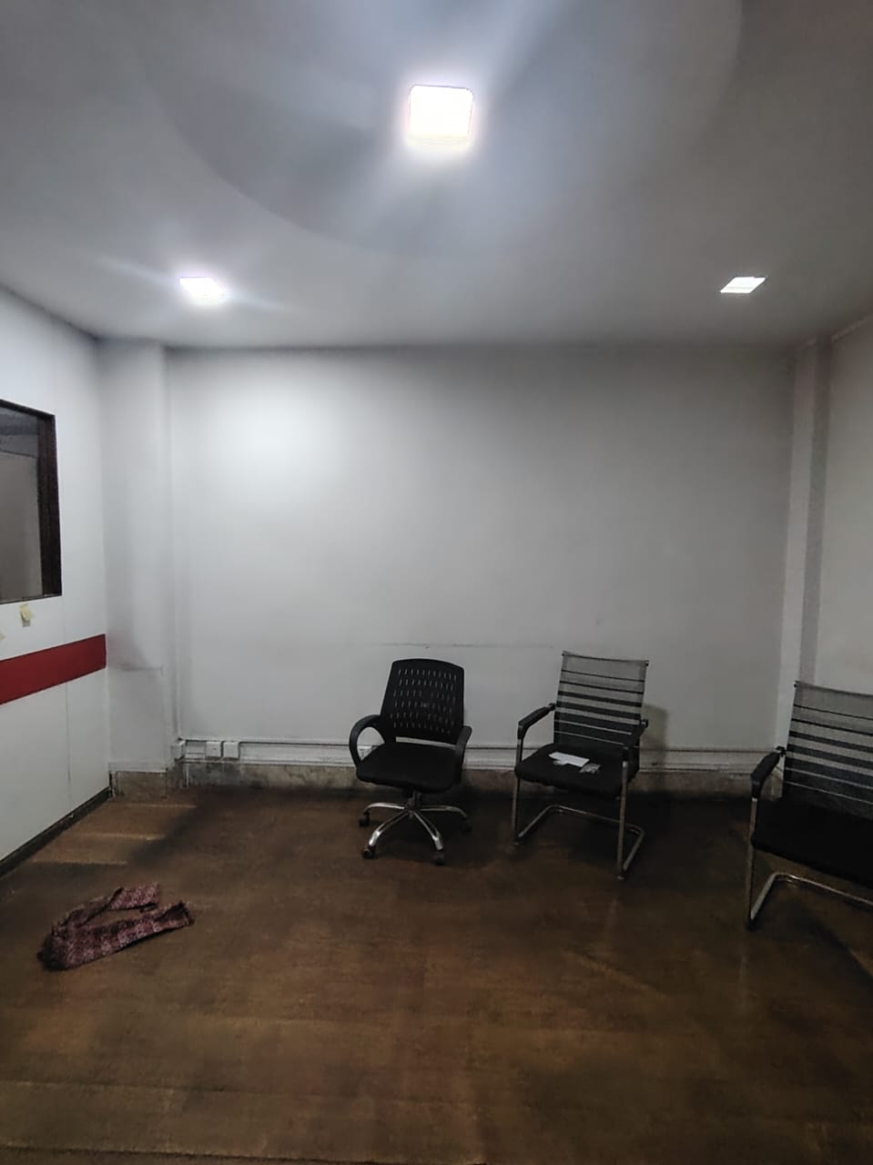 Commercial space available on rent at Jamal Image 5