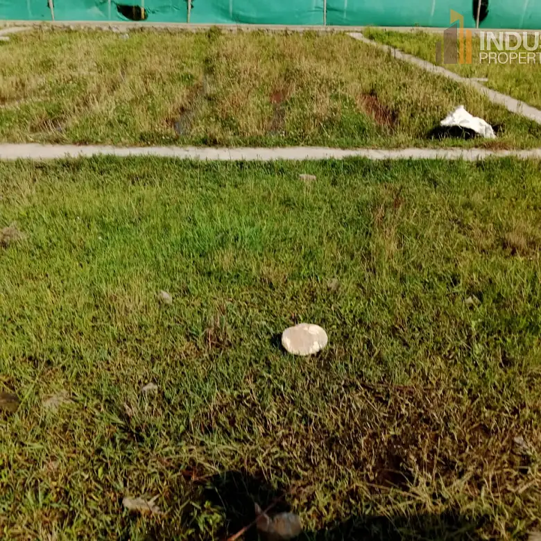 land on sale Image 2