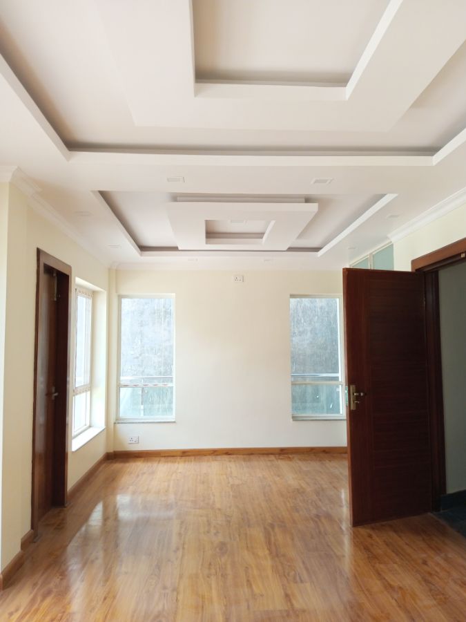 House on Sale Image 12