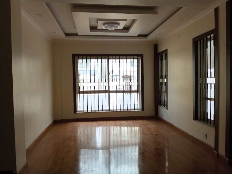 House on Sale Image 4