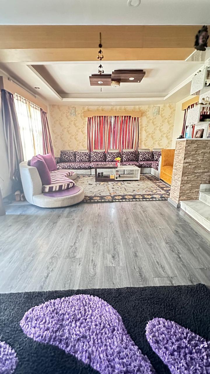 Bunglow House for Sale Image 2