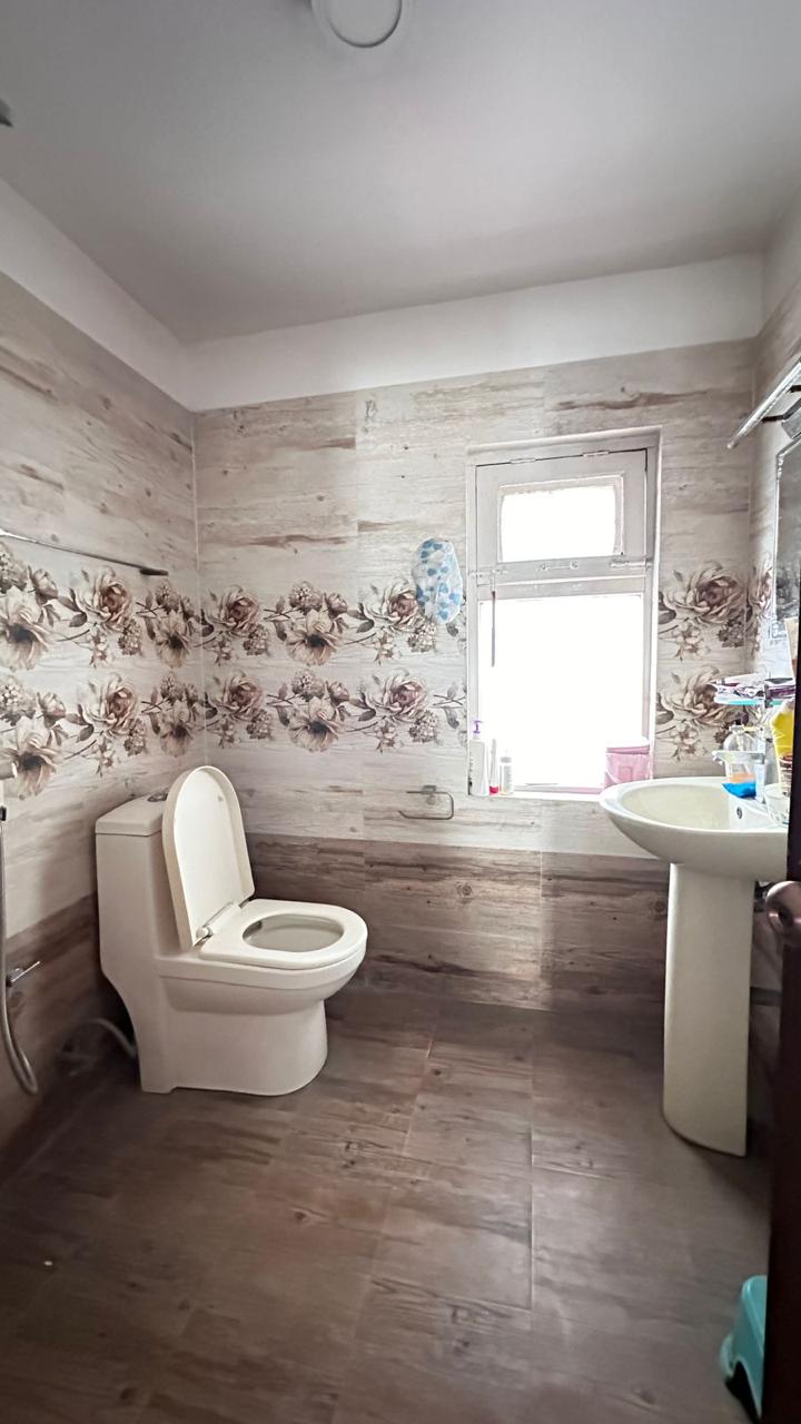 Bunglow House for Sale Image 11