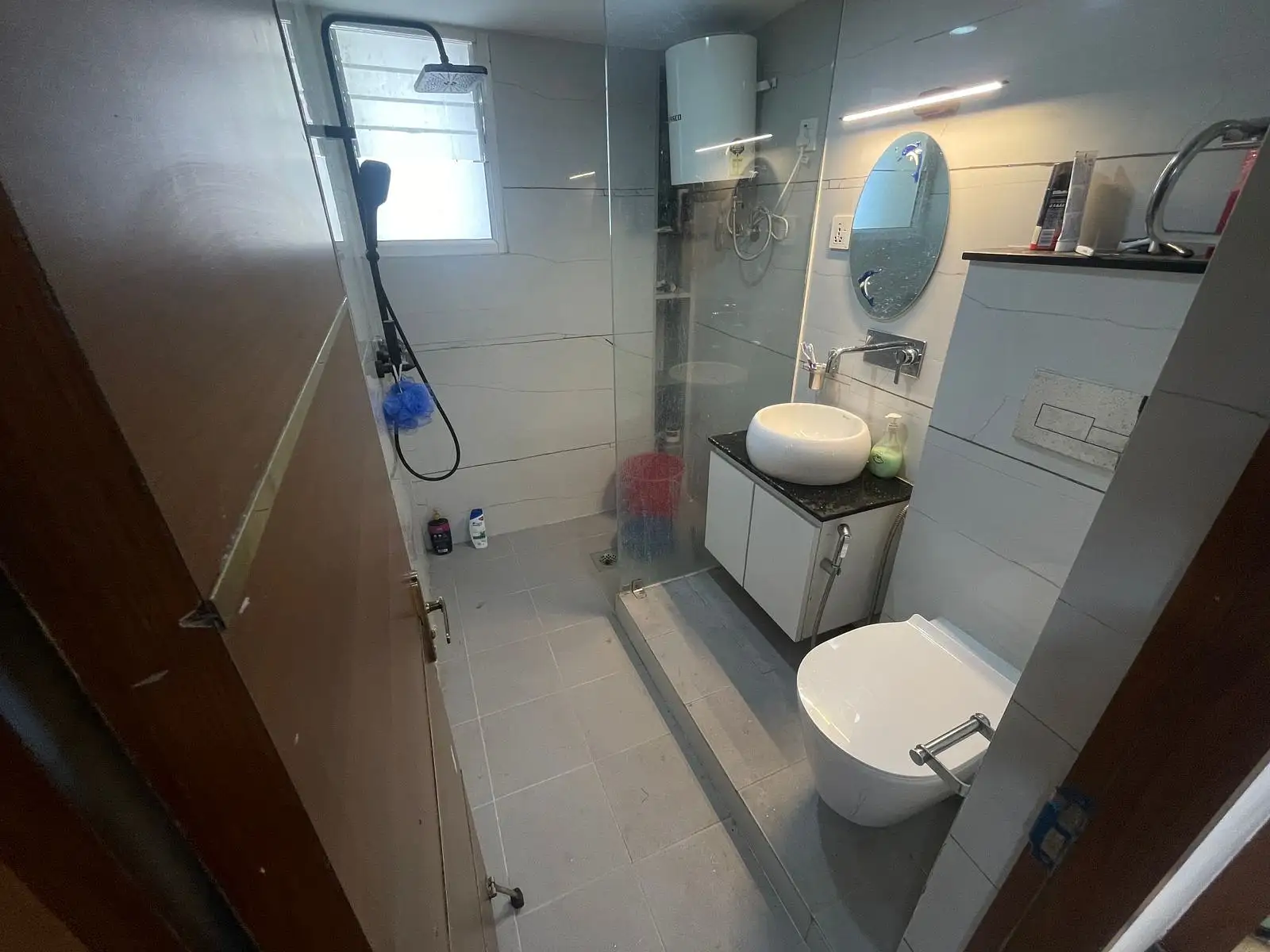 Fully Furnished Apartment on Sale Image 2