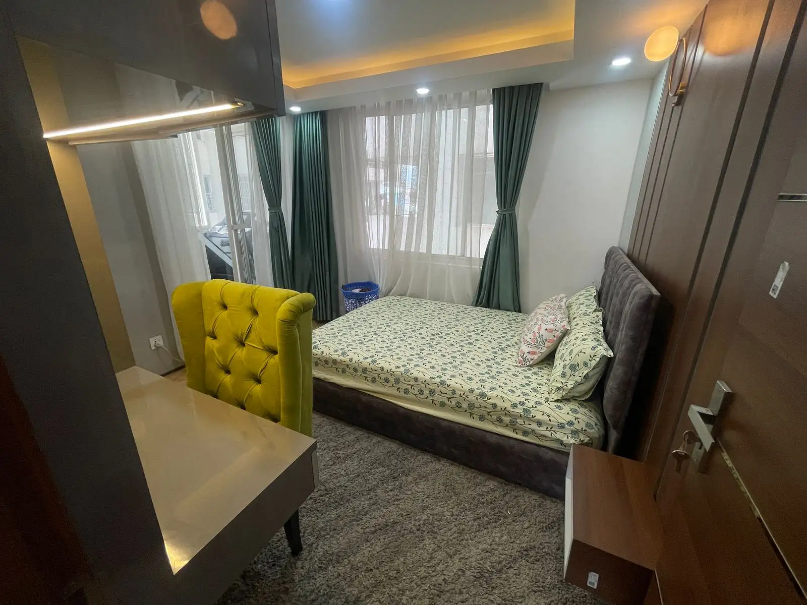 Fully Furnished Apartment on Sale Image 1
