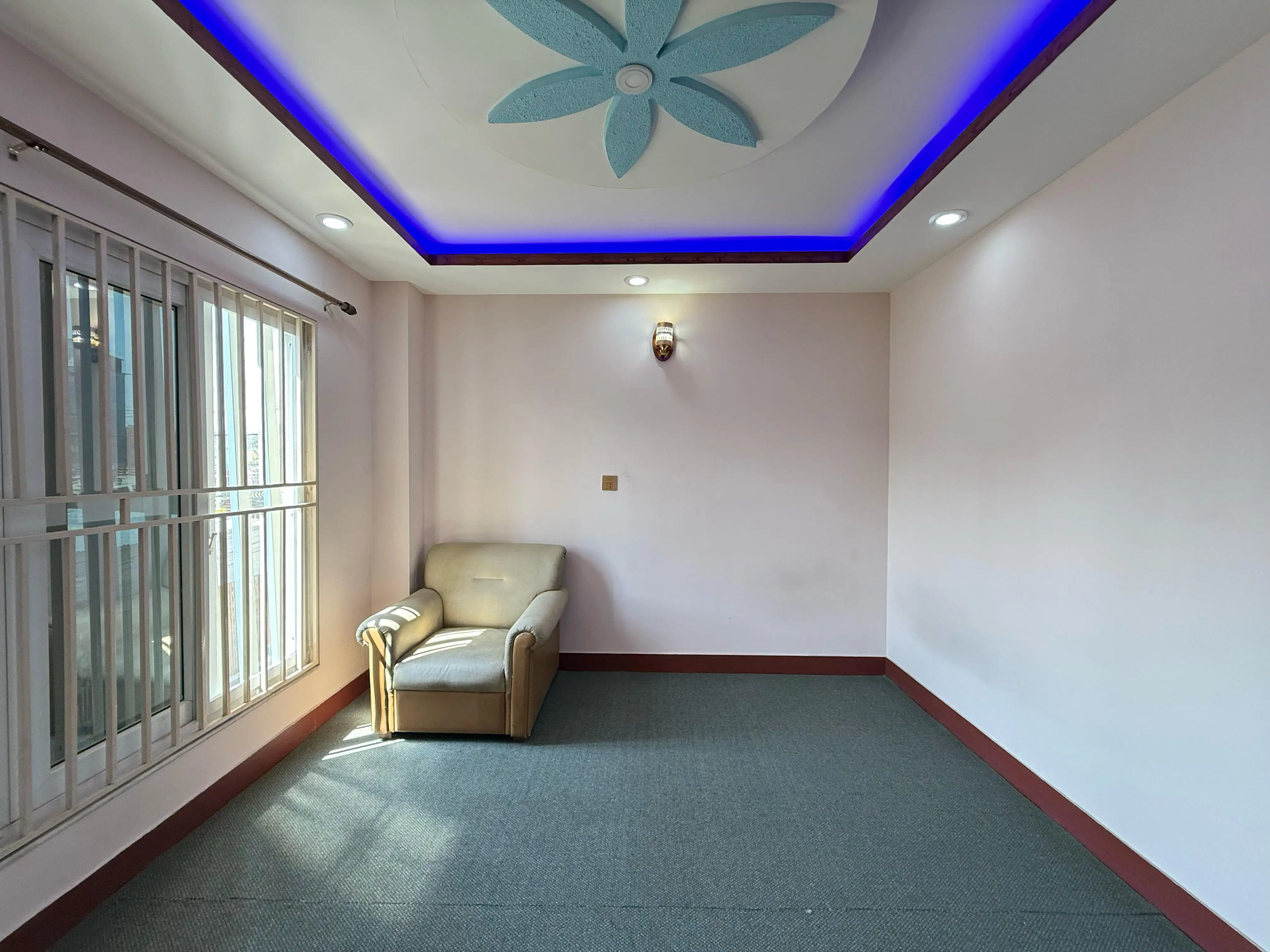 House for sale at Airport Image 11