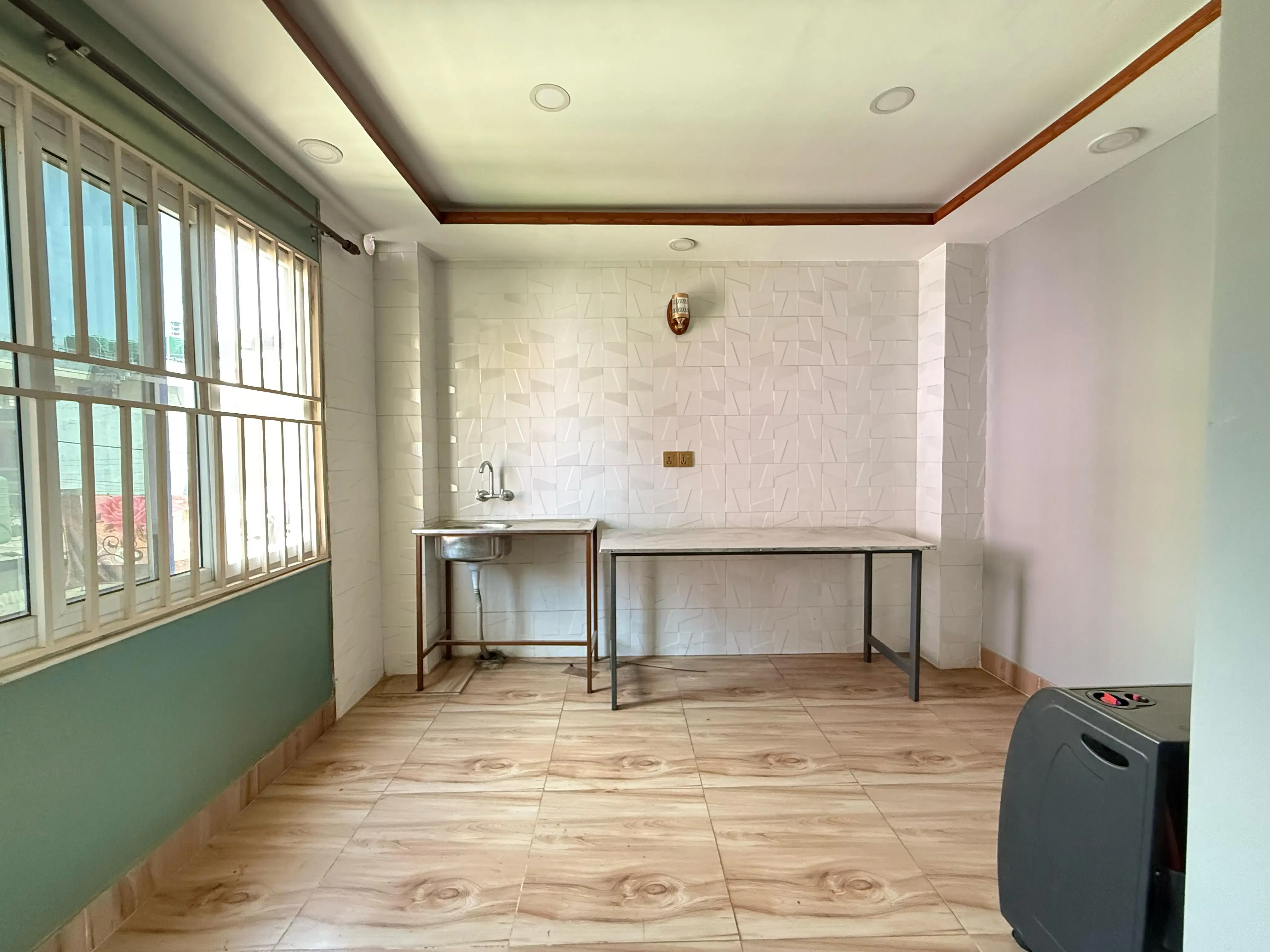 House for sale at Airport Image 12