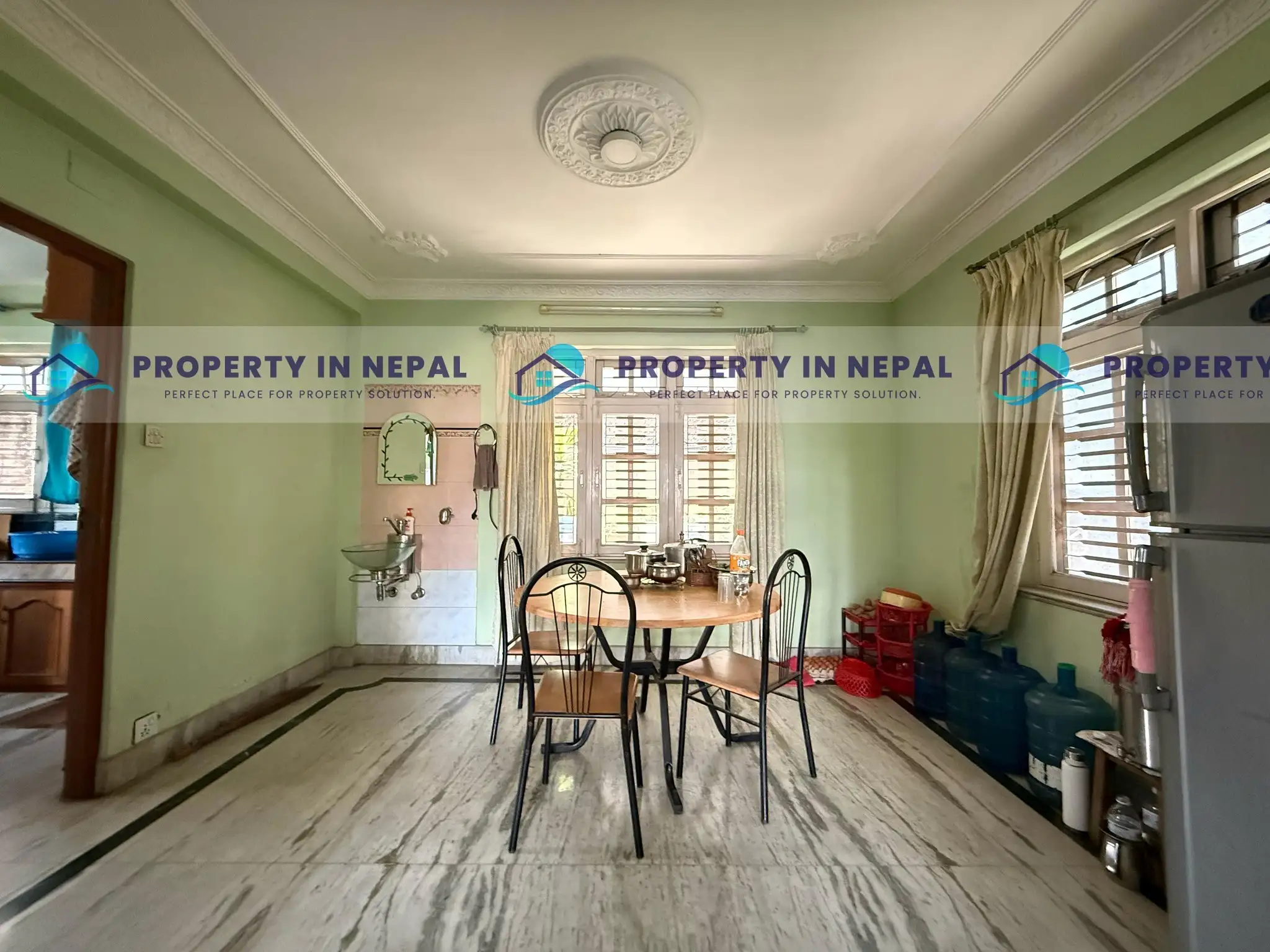 Residential House On Sale Image 4