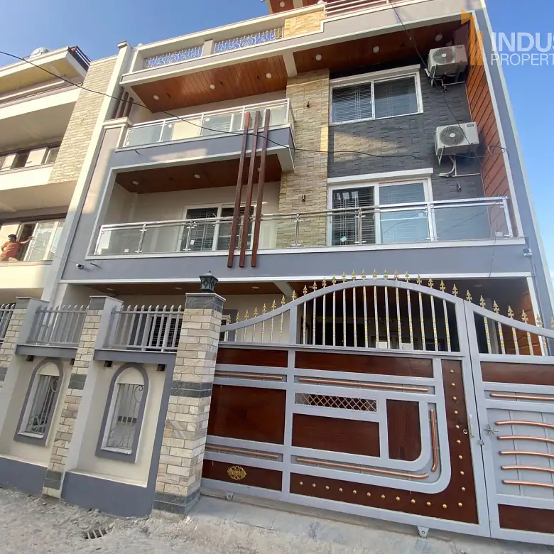 Residential House On Sale Image 2