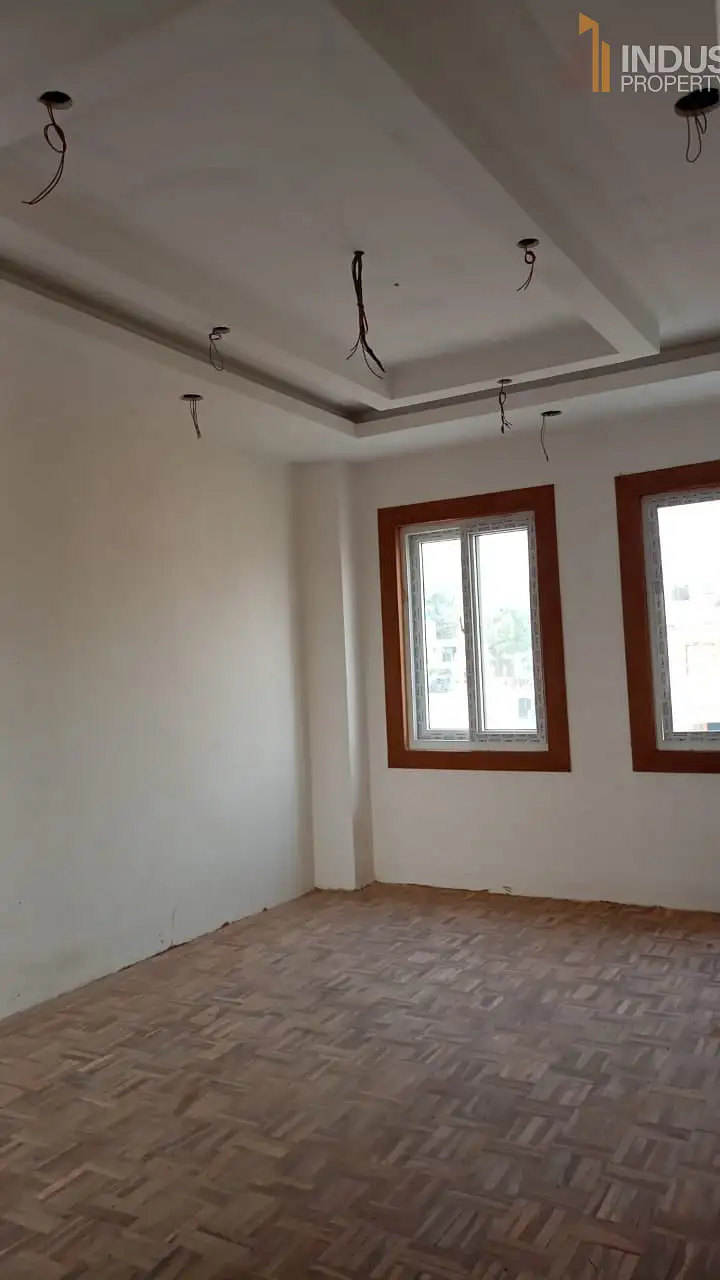 House on sale- Kapan Image 1