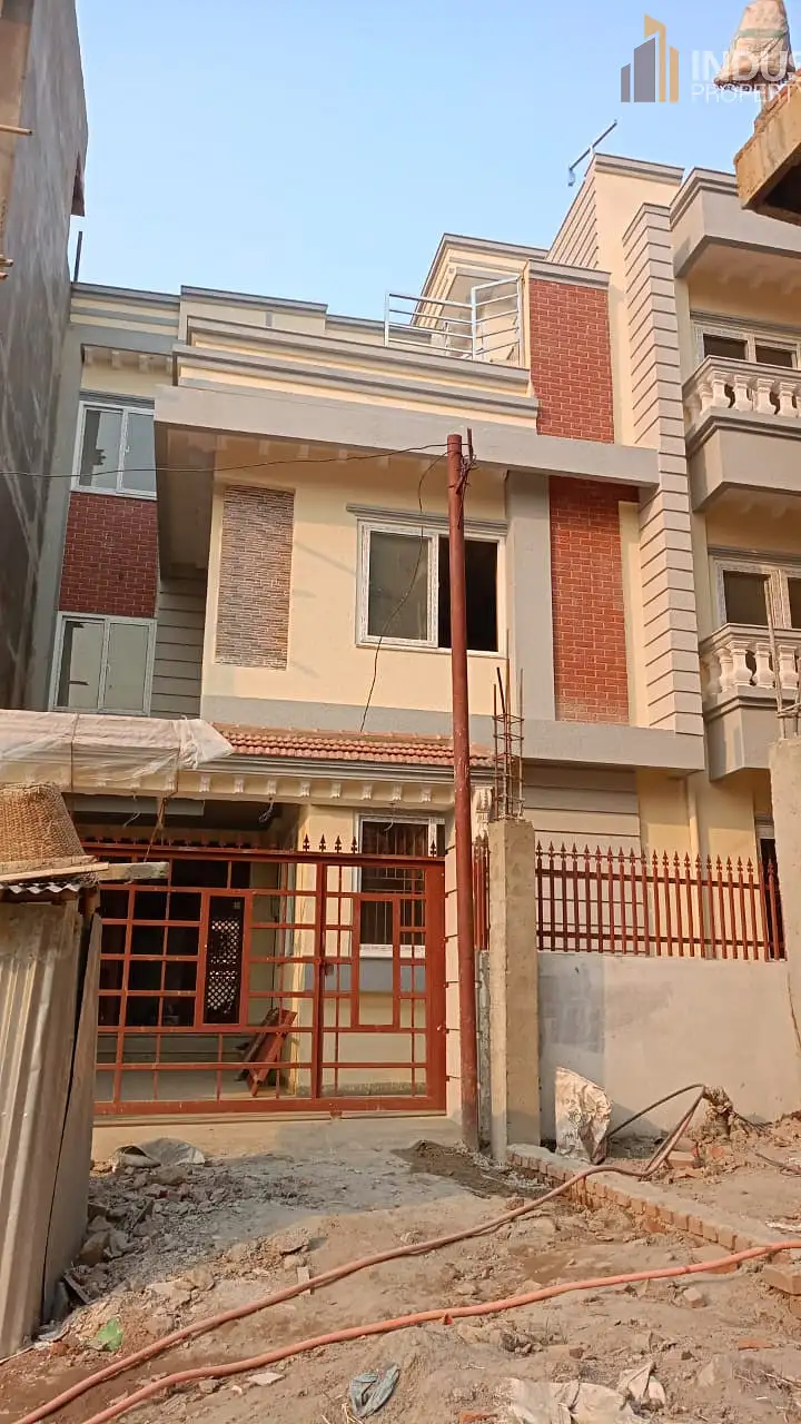 House on sale- Kapan Thumbnail