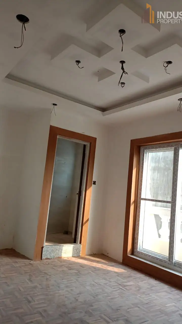 House on sale- Kapan Image 2