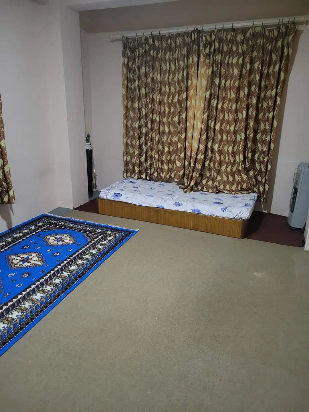 HOUSE FOR RENT Image 11