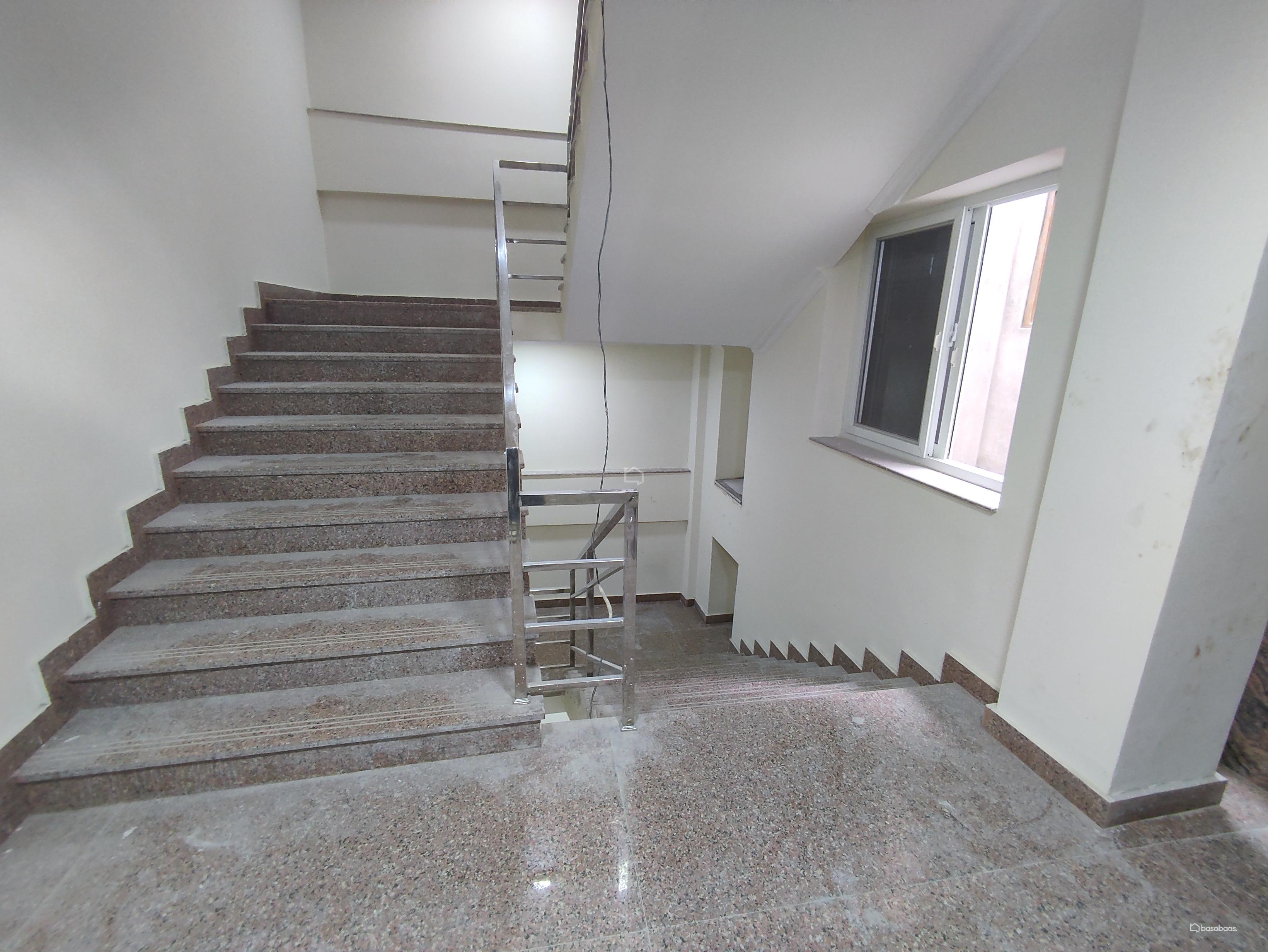 Commercial Building : Office Space for Rent in Dhumbarahi, Kathmandu Image 4