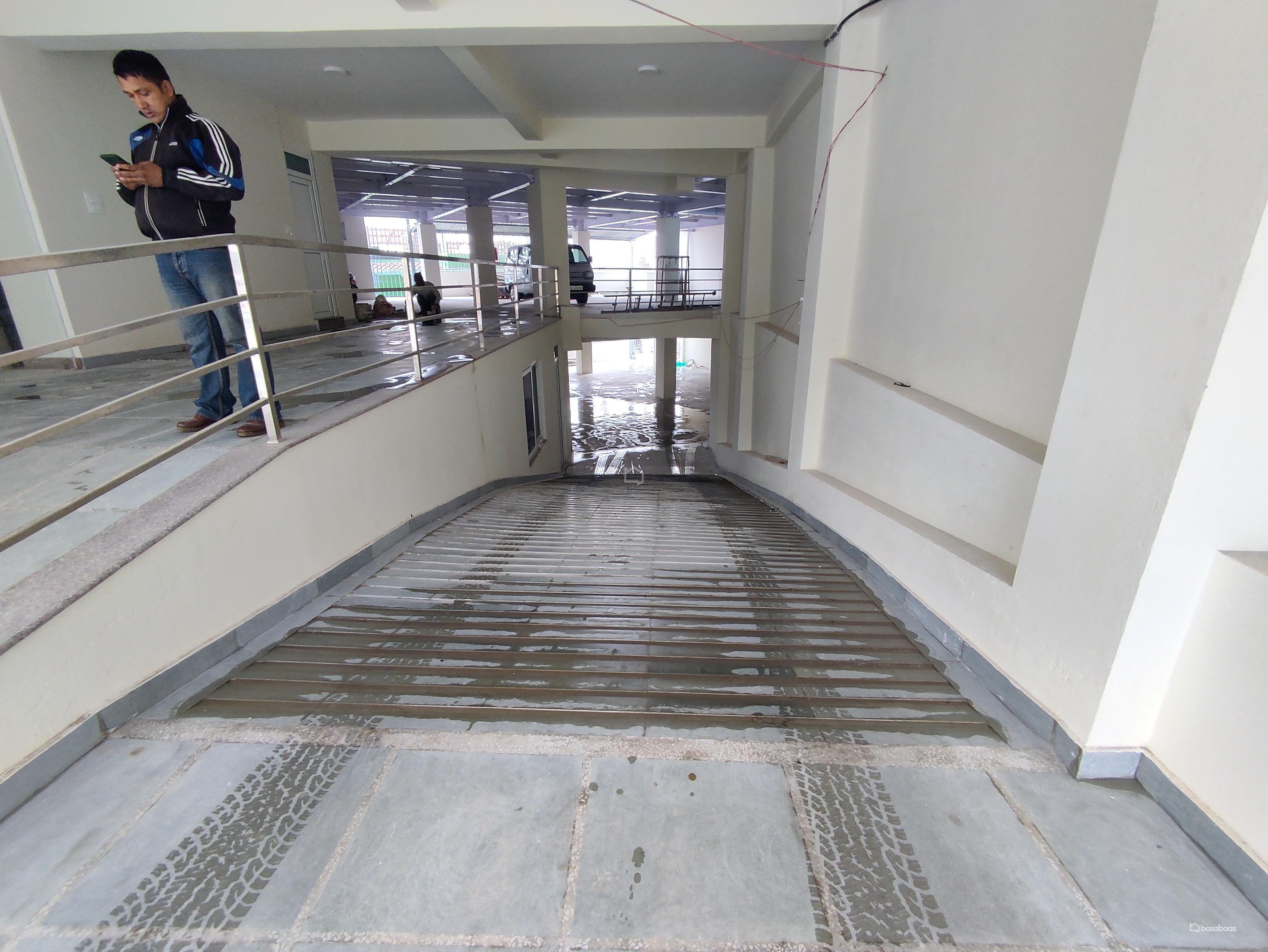Commercial Building : Office Space for Rent in Dhumbarahi, Kathmandu Image 8