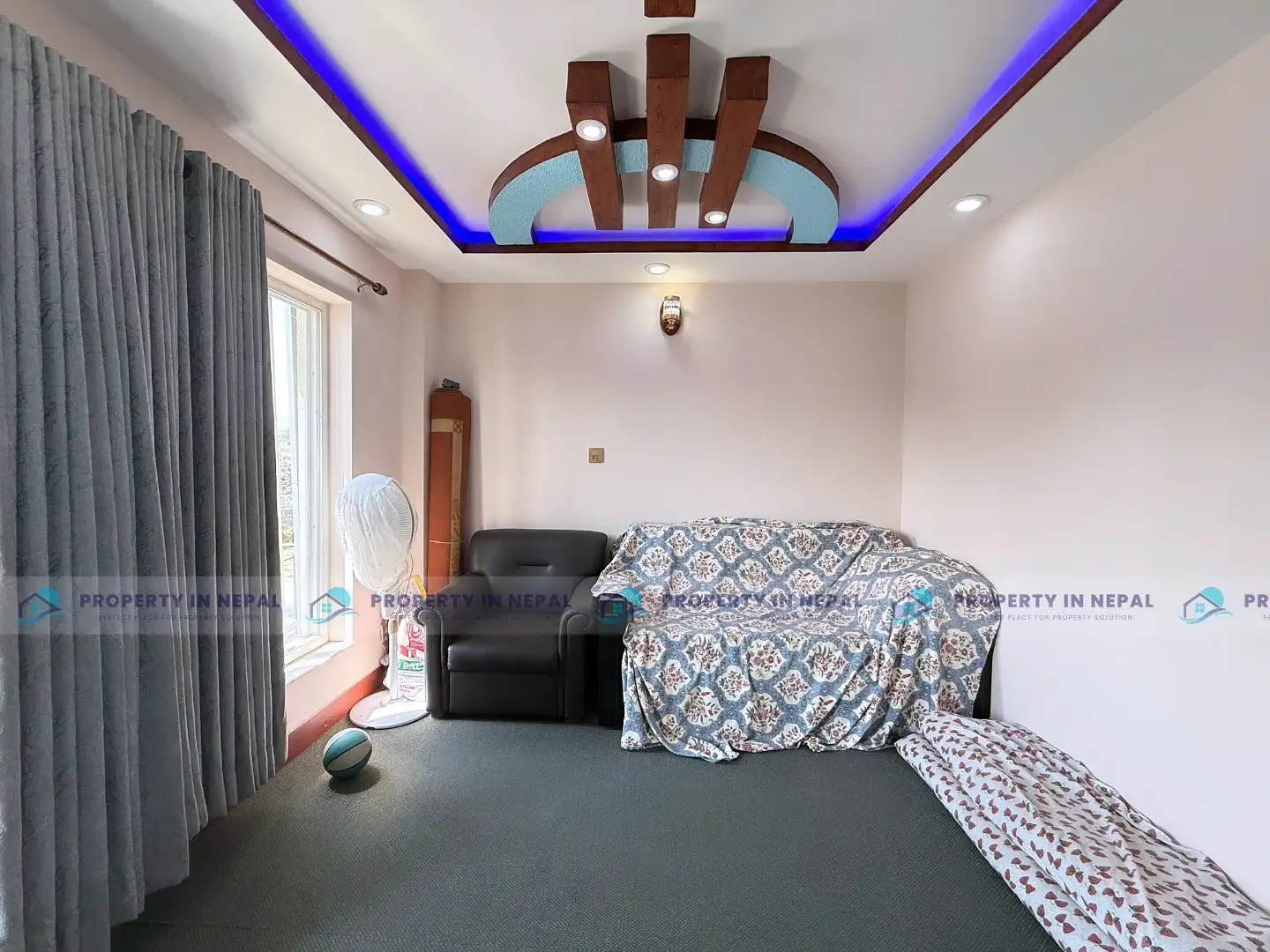 Residential House On Sale Image 3