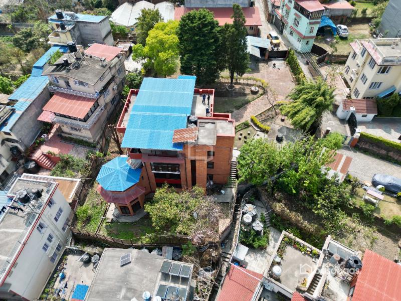 Bungalow on rent at Jhamsikhel : House for Rent in Jhamsikhel, Lalitpur Image 5
