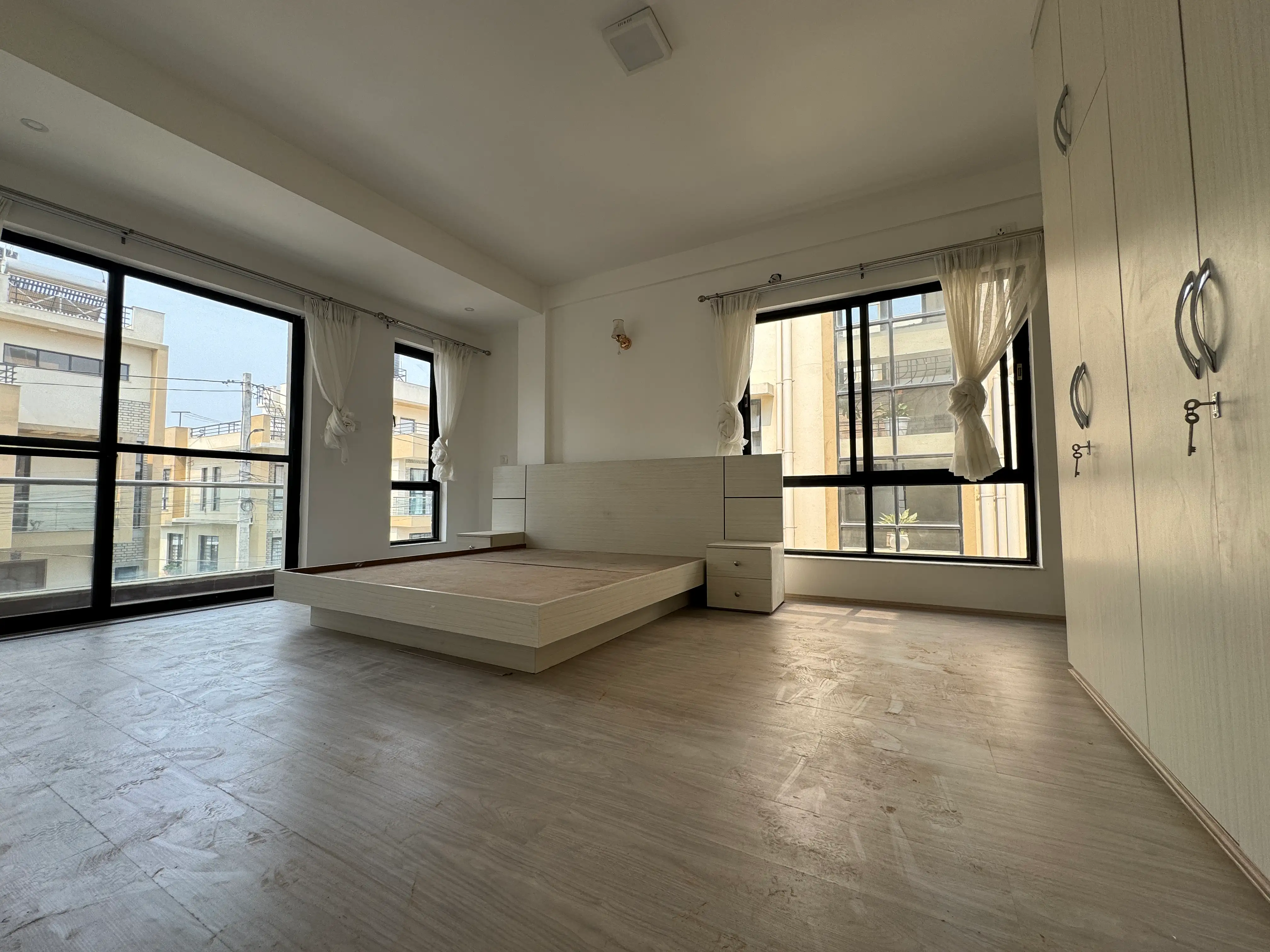 New Colony Semi Furnished House Rent/ Sale  Image 6