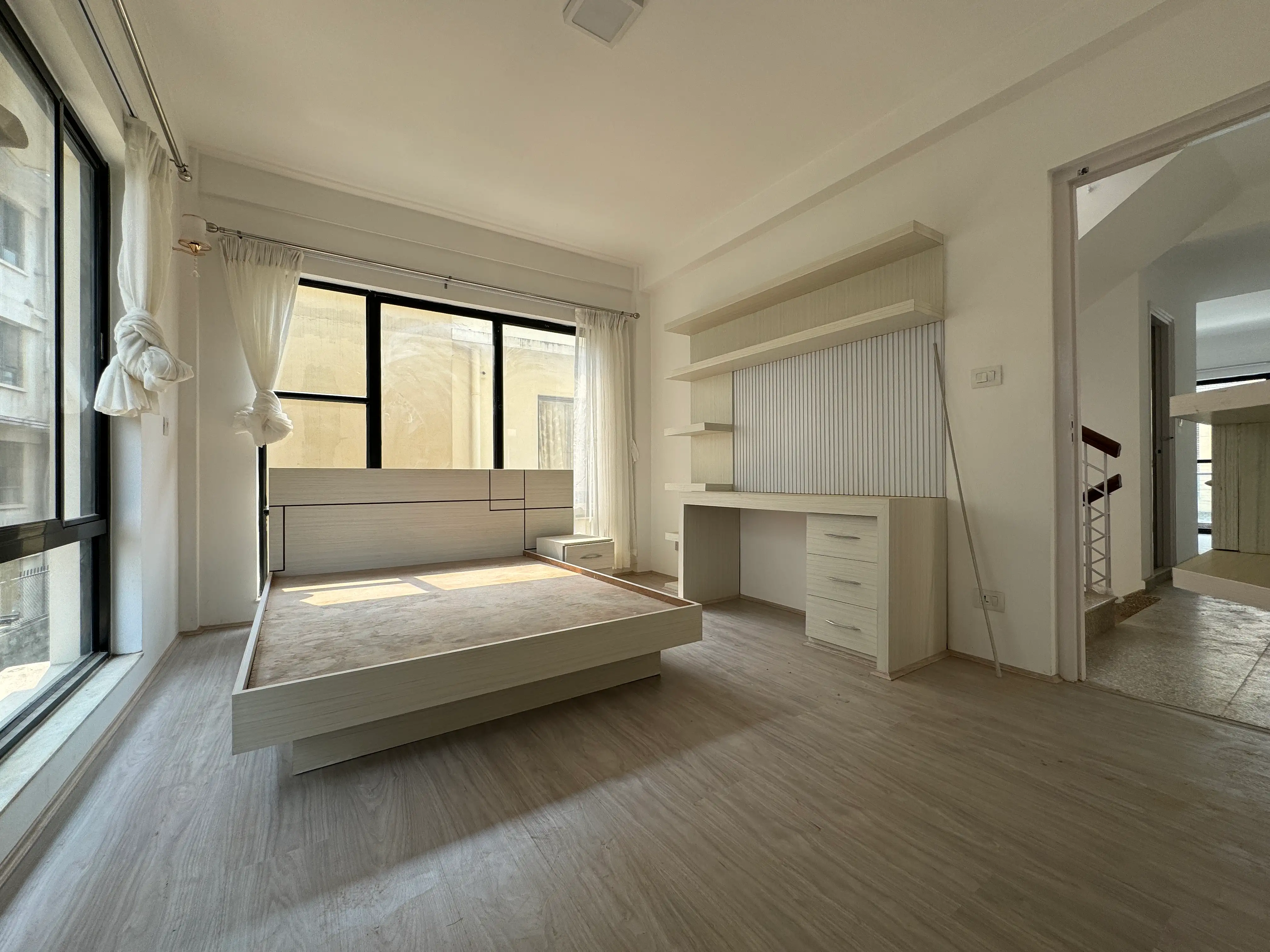 New Colony Semi Furnished House Rent/ Sale  Image 3