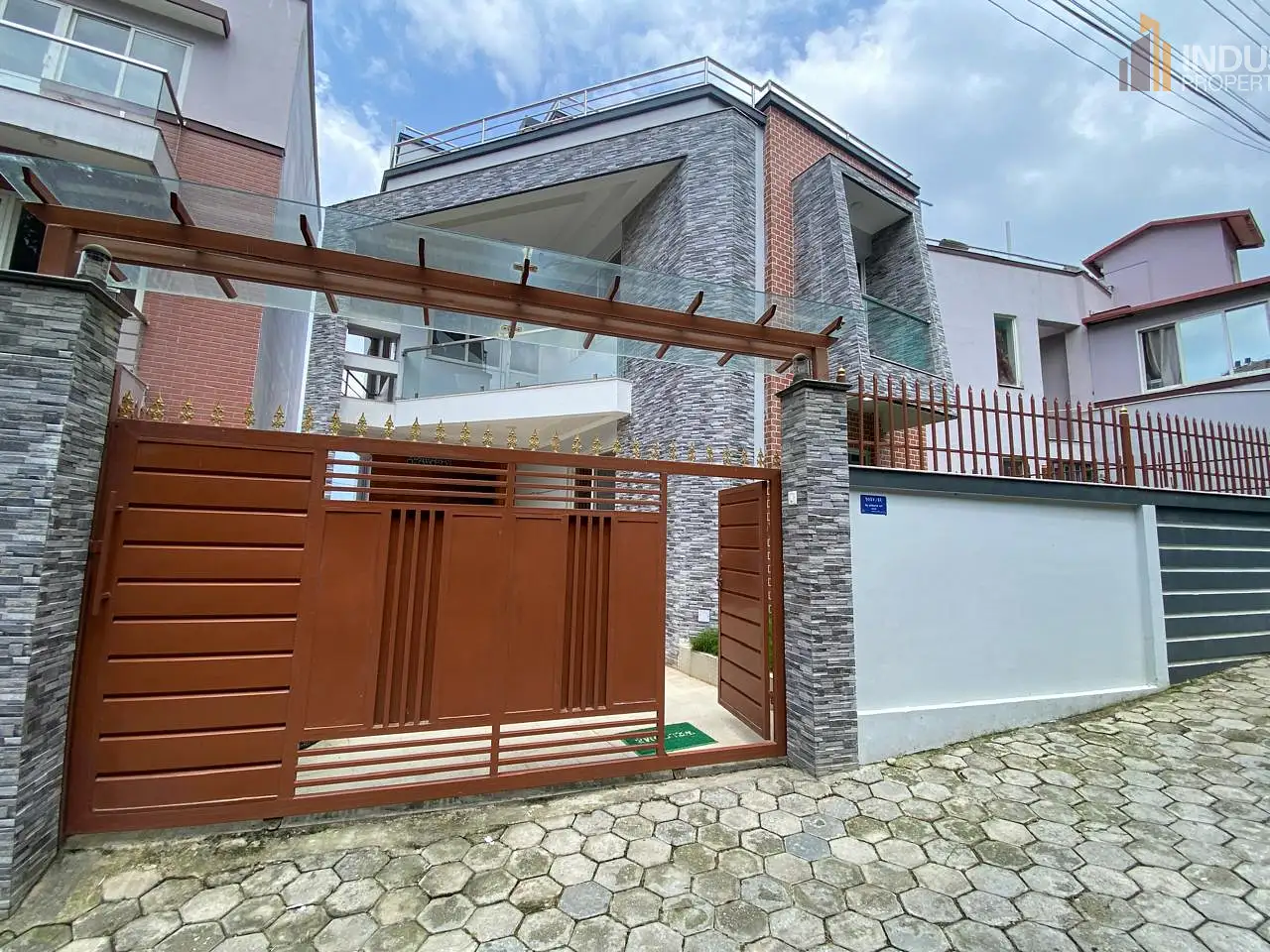 Residential House On Sale Thumbnail