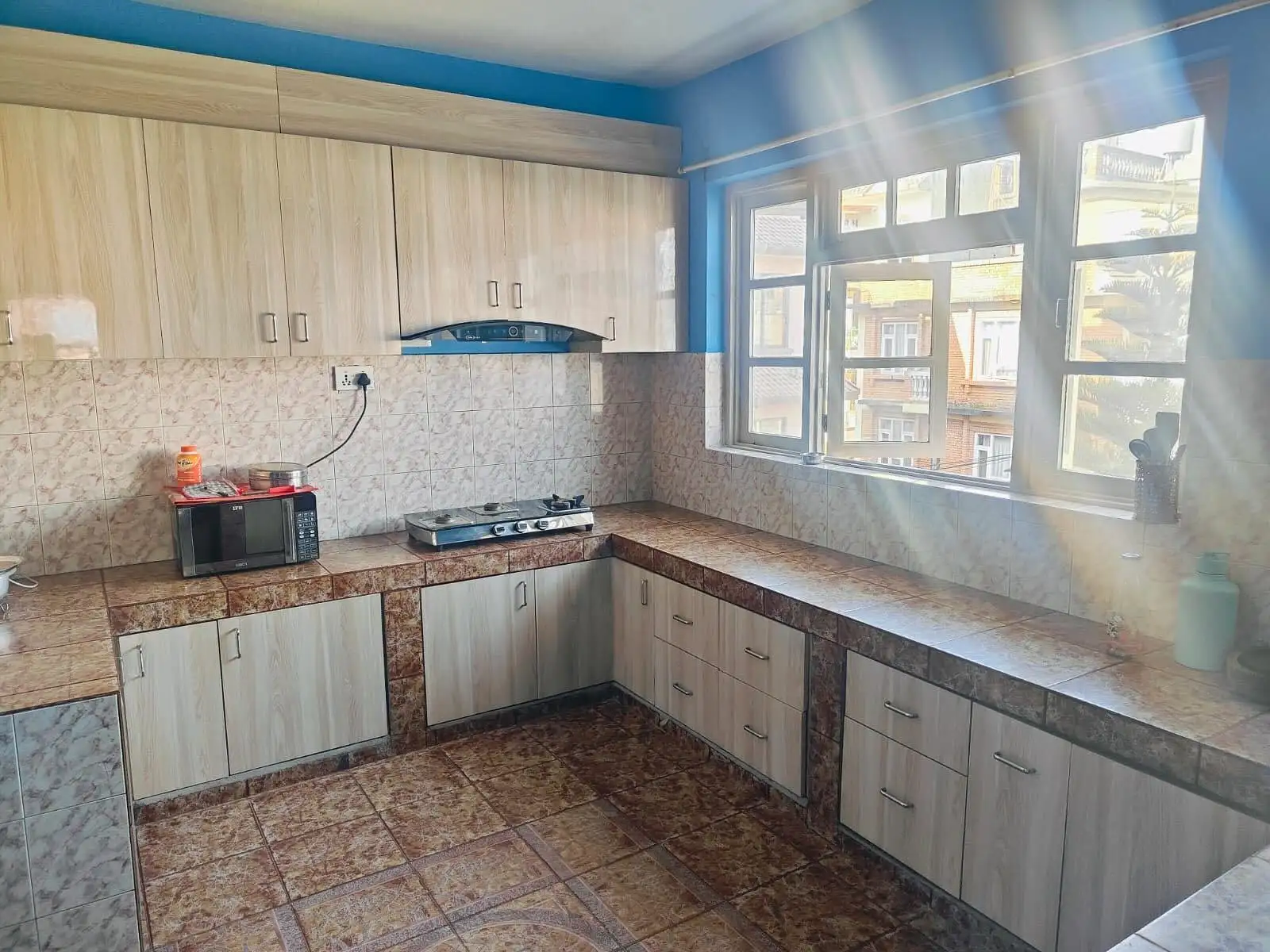 Residential House On Rent Image 8