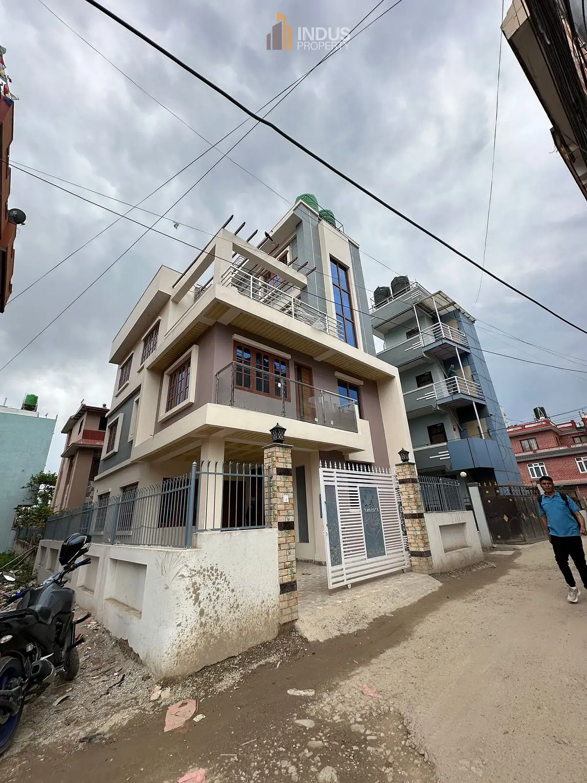 House On sale at Imadol Thumbnail